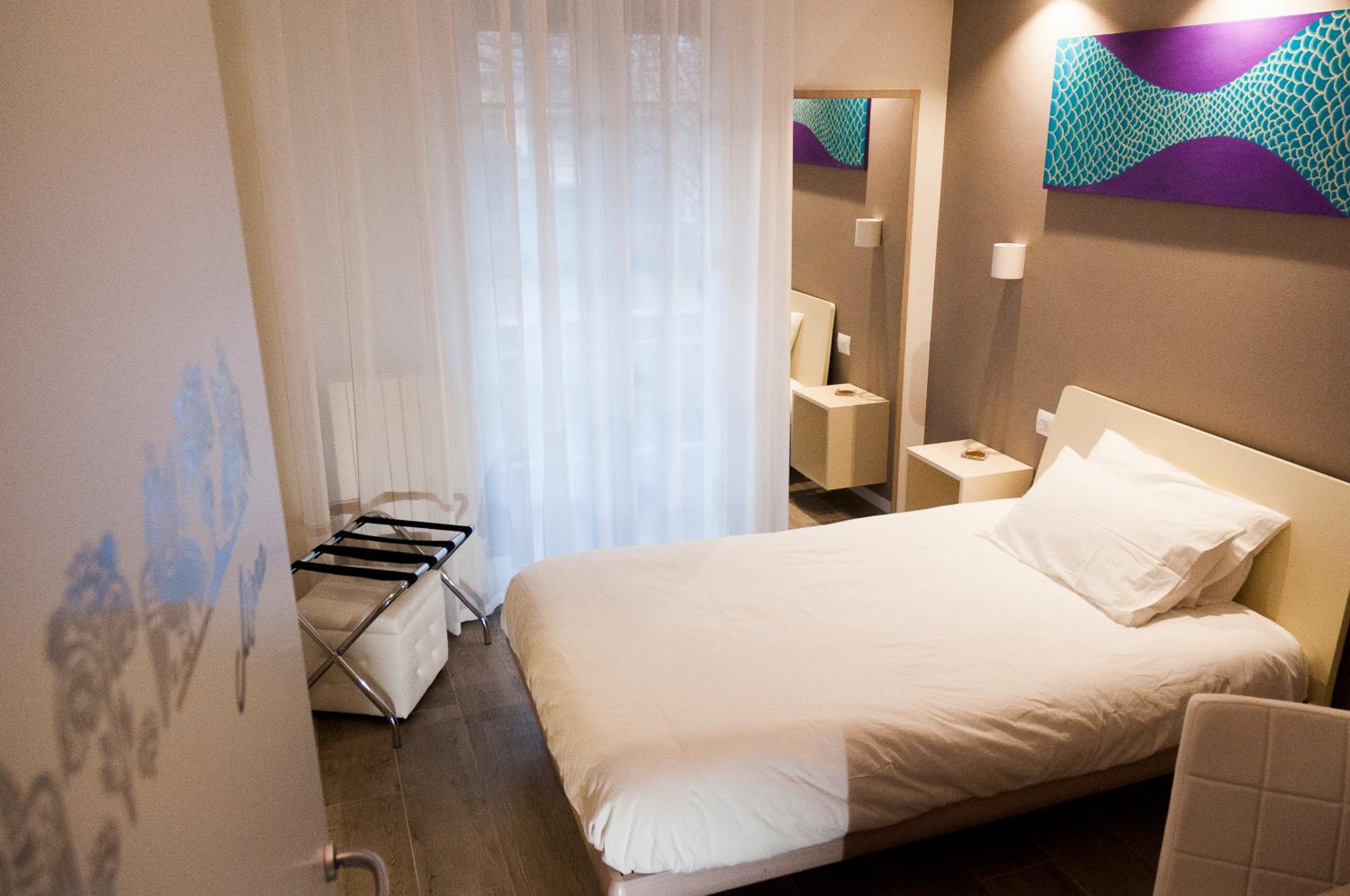 Small Double Room photo 1