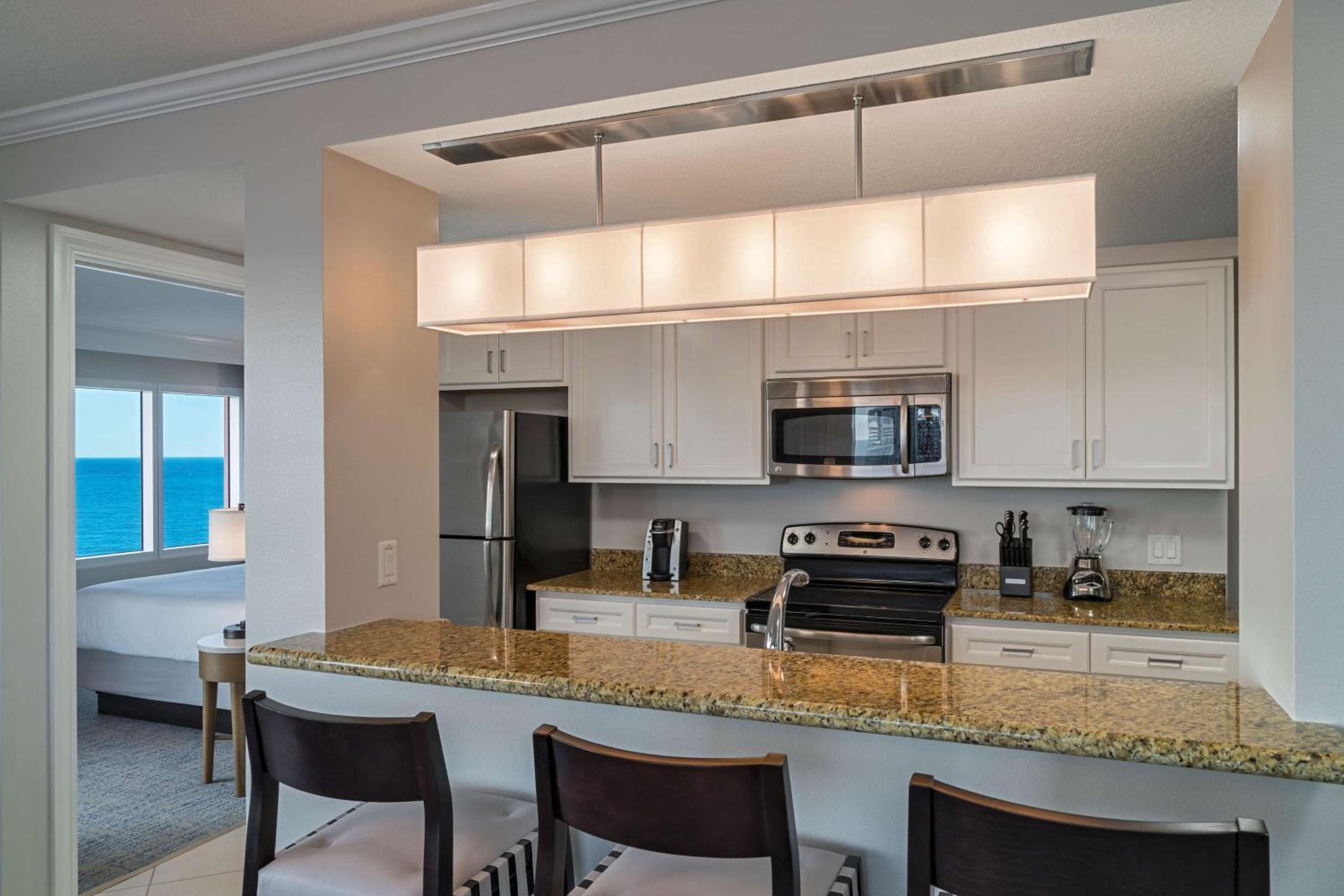 Two-Bedroom Deluxe Residential Suite With Ocean View - Photo 6