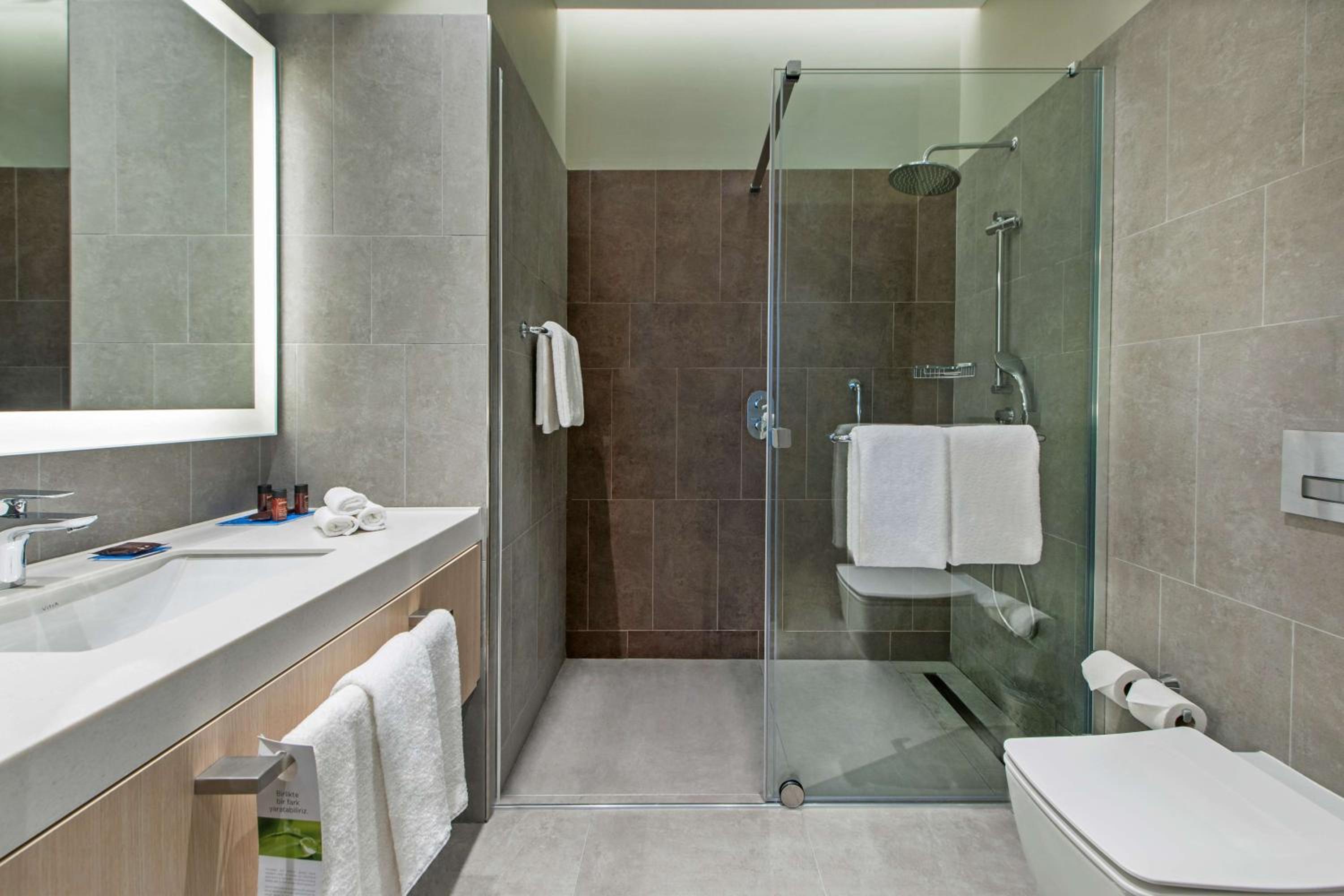 King Suite with Sea View