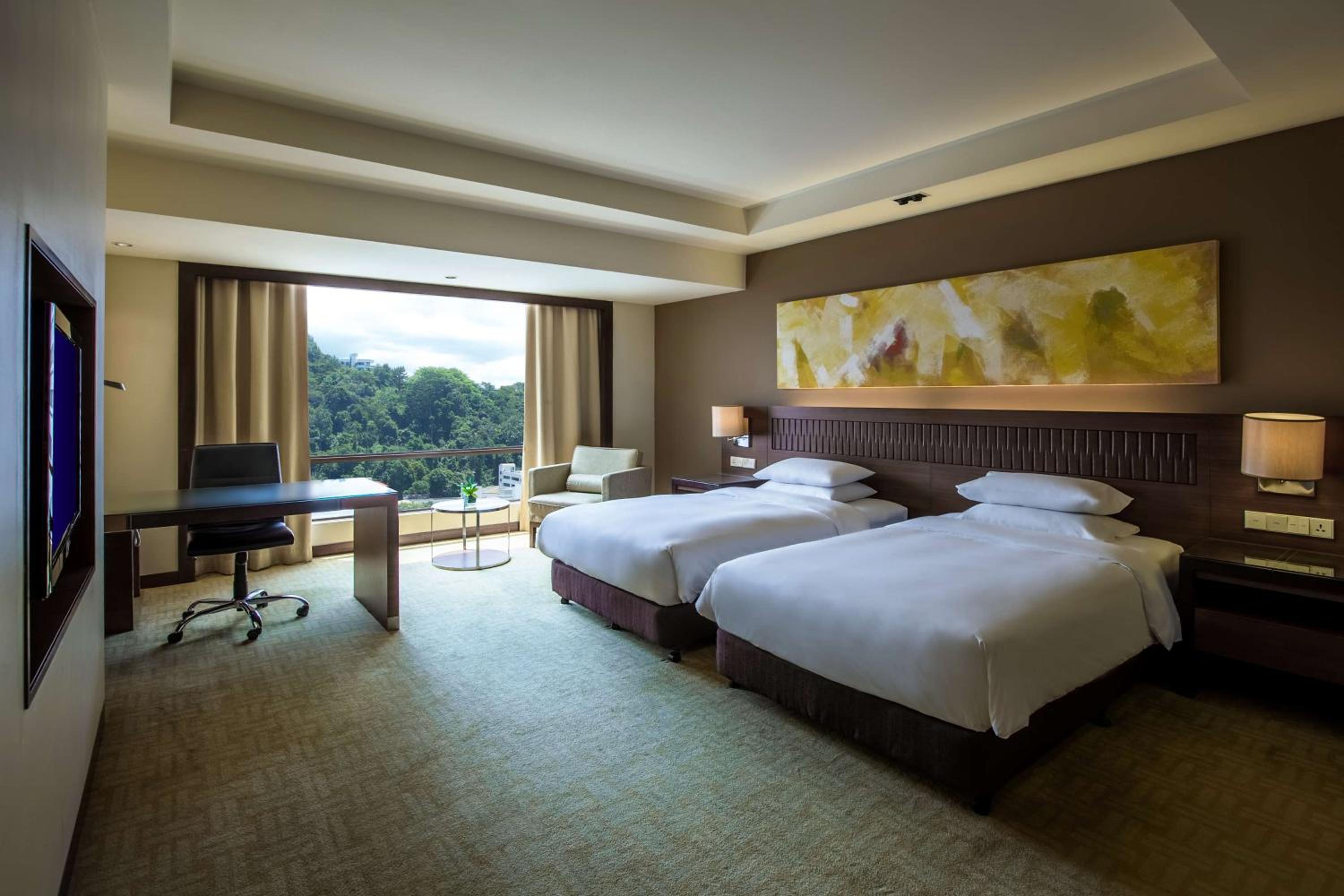 Twin Room with View - Photo 2