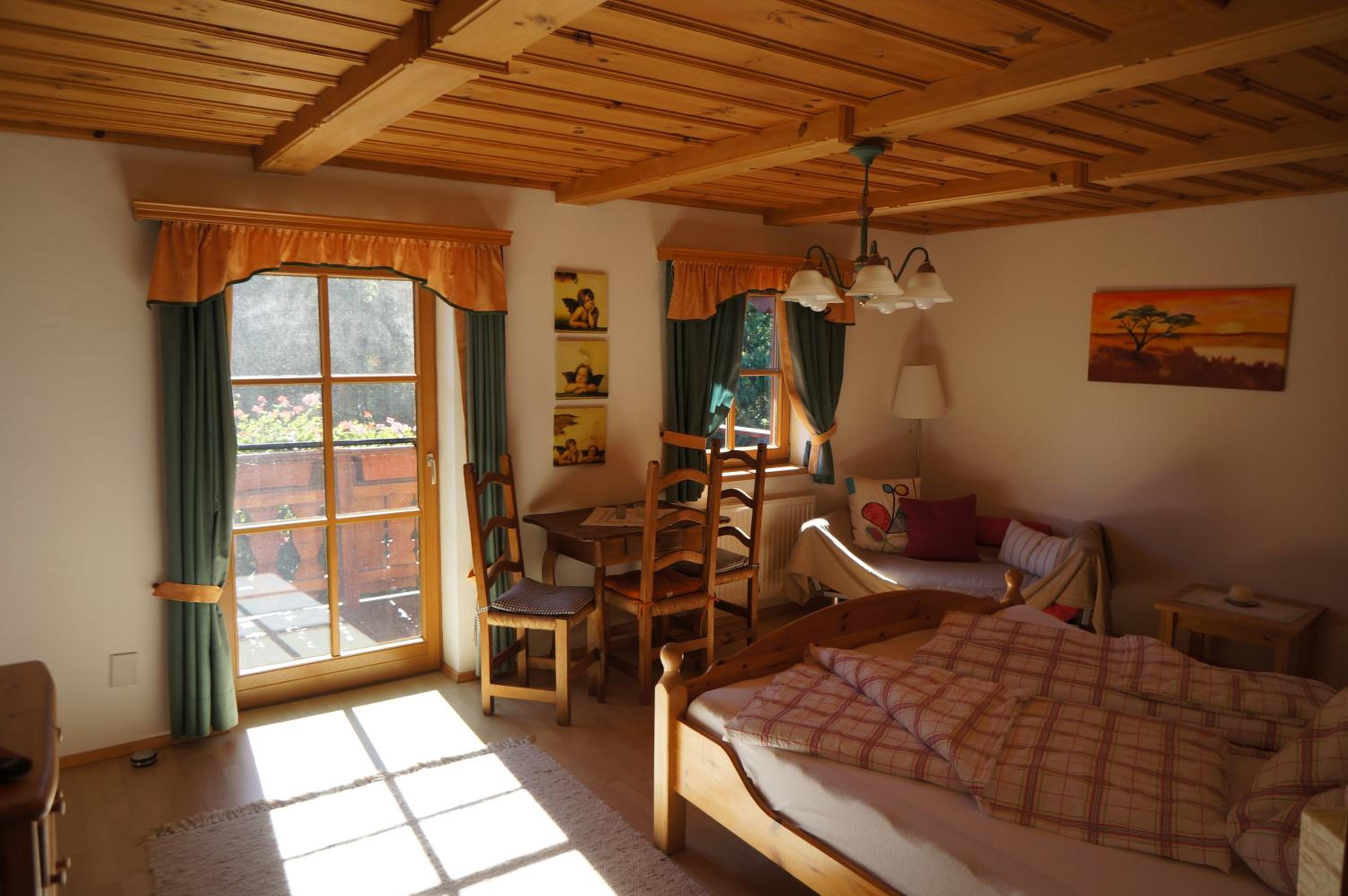 Apartment with Balcony photo 1