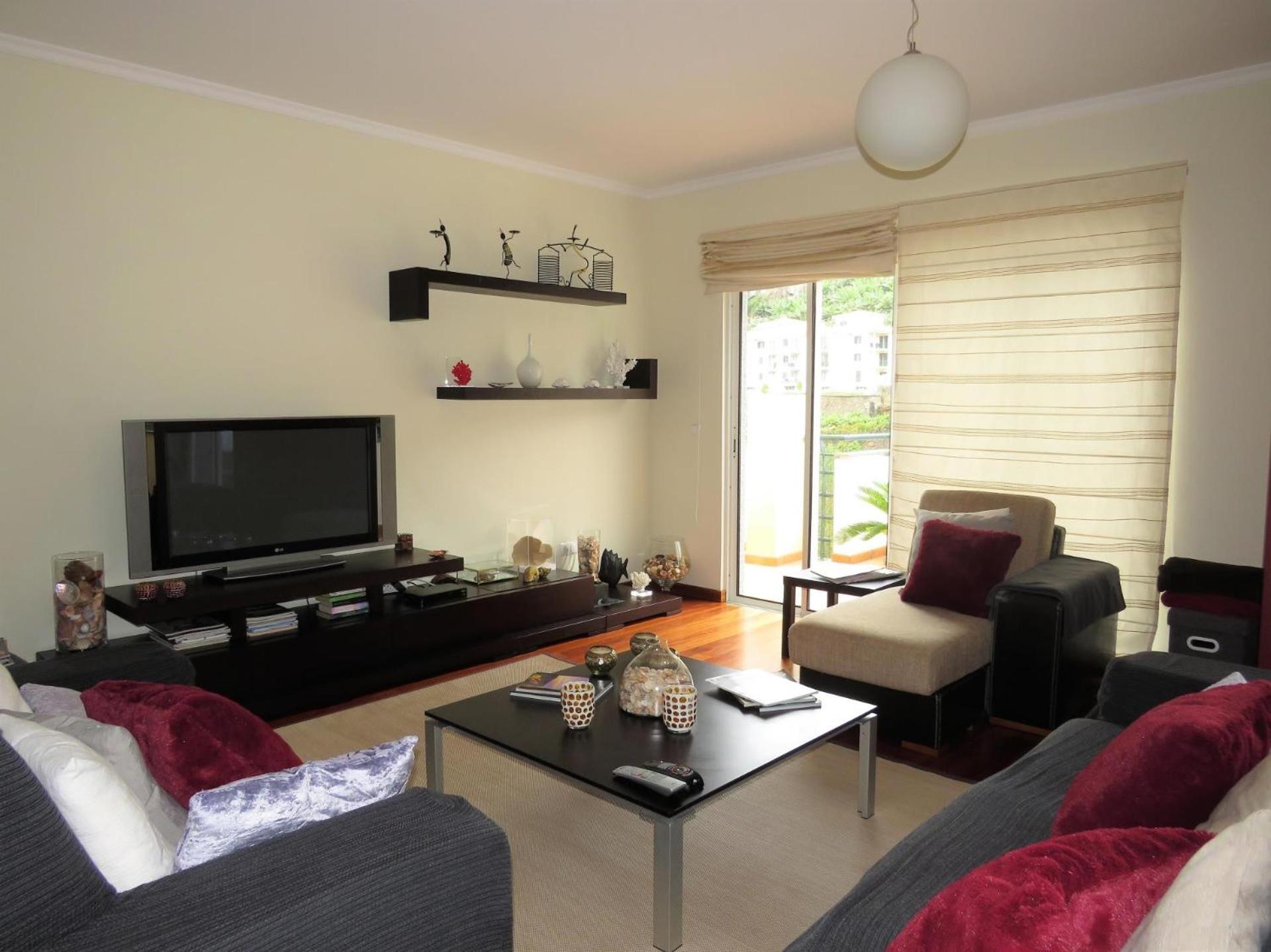 Apartment photo 3
