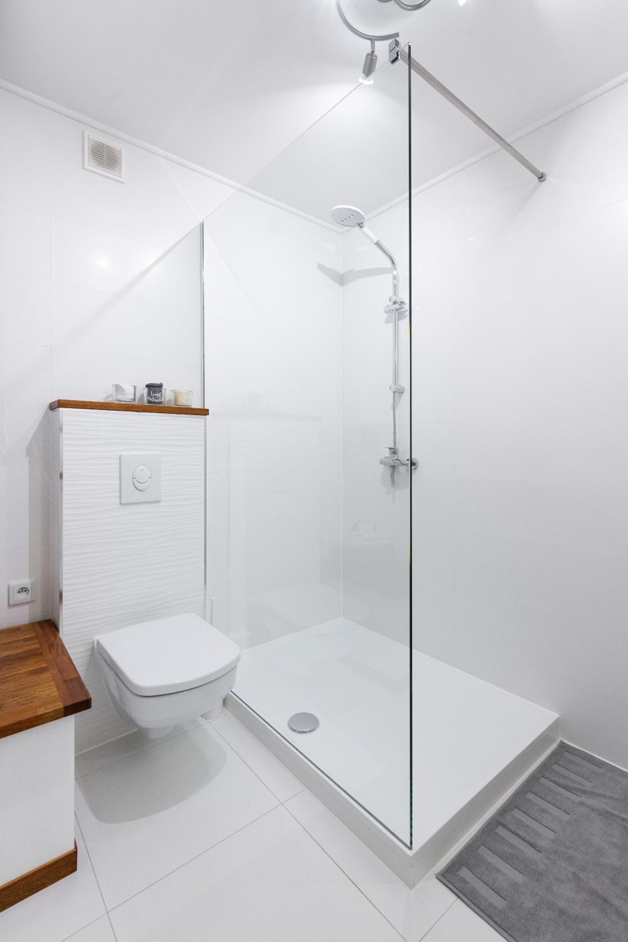 Studio Apartment - Photo 8