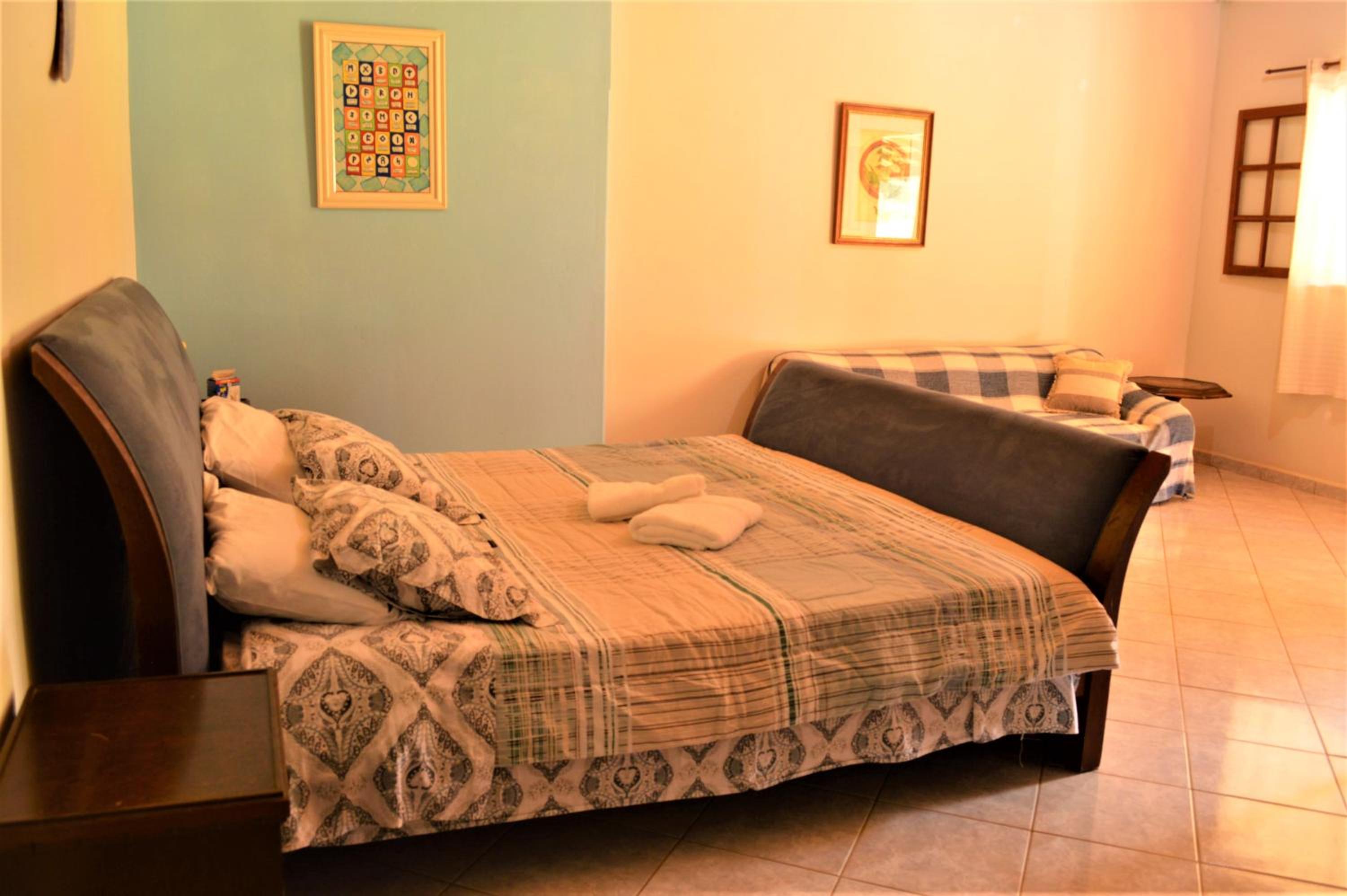 King Suite with Balcony photo 2