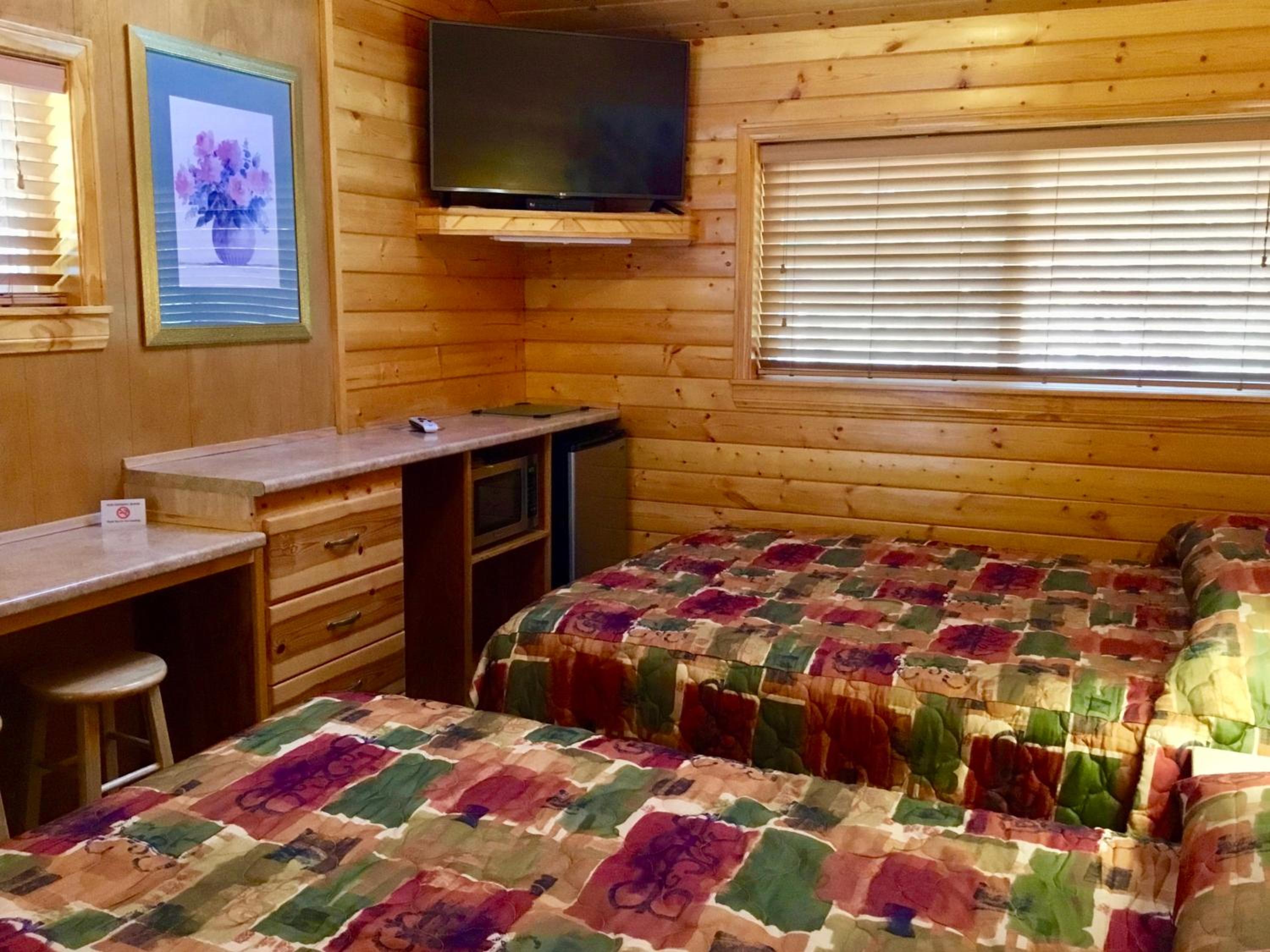 Standard Queen Room