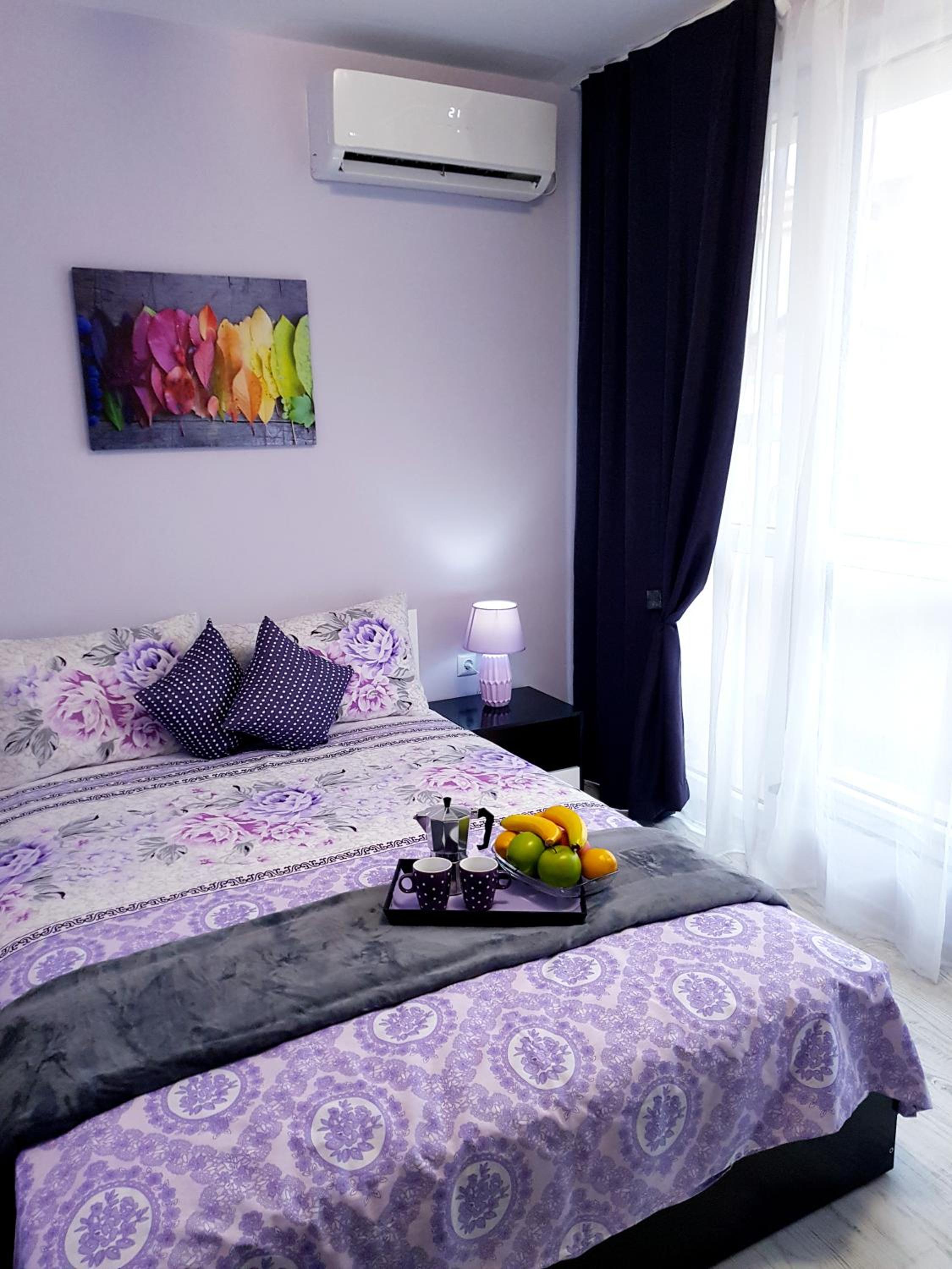 Budget One-Bedroom Apartment