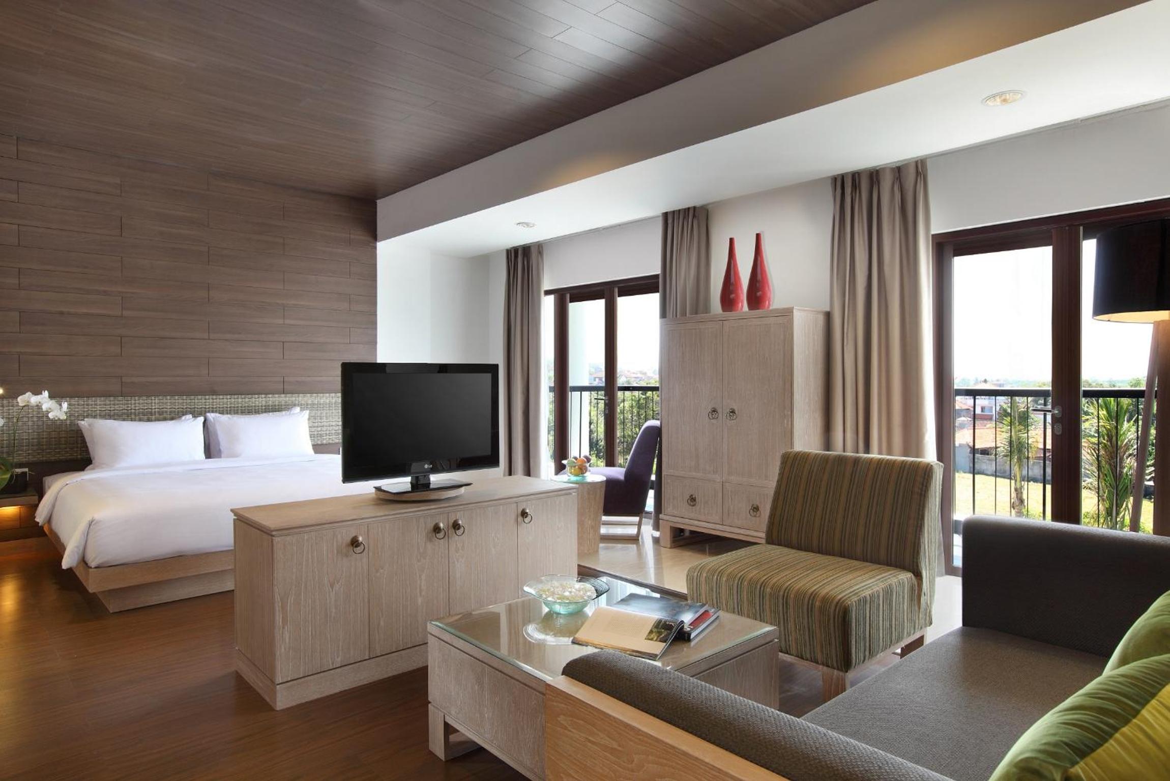 Santika King Suite  photo 3
