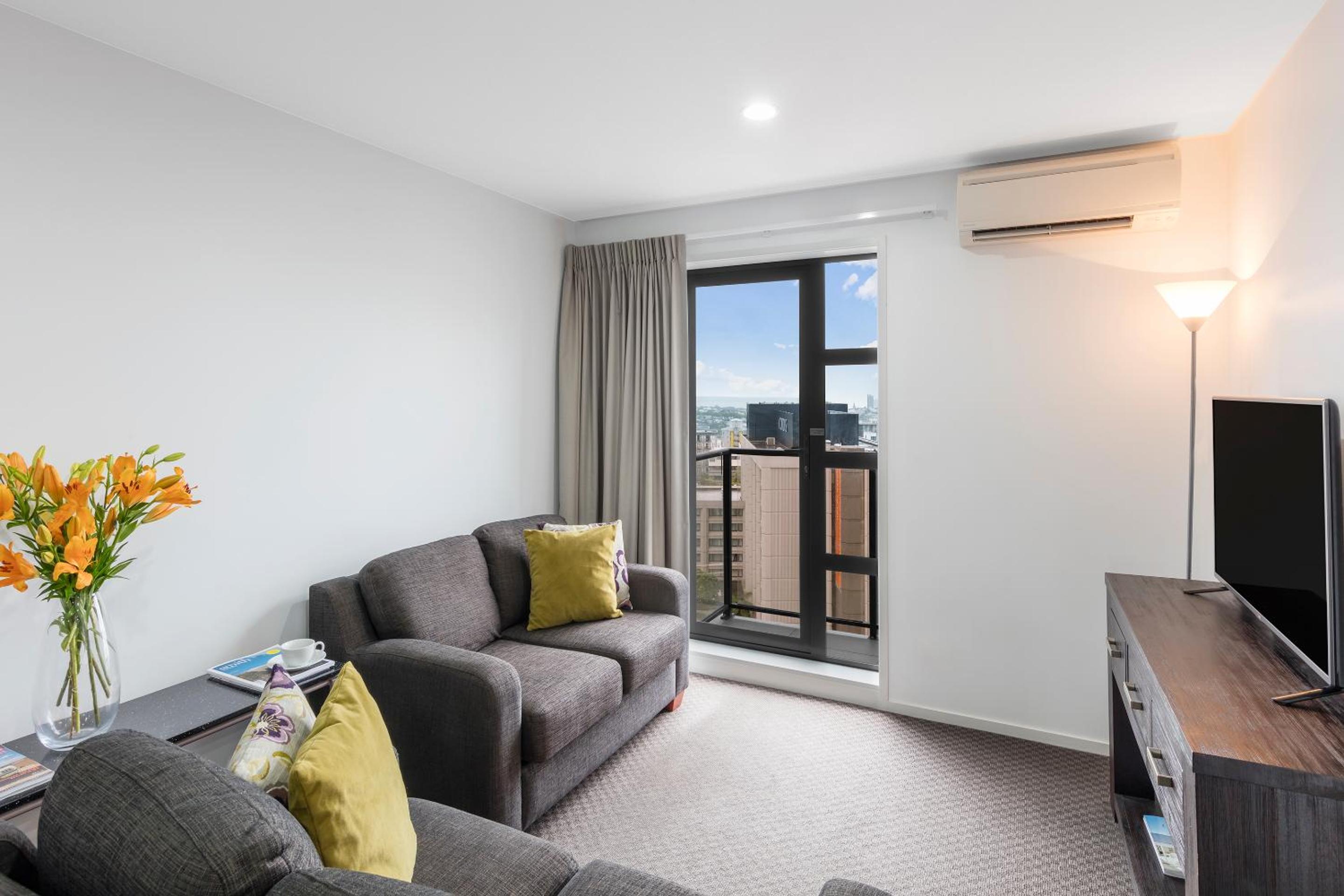 Two-Bedroom Apartment with View - Photo 8