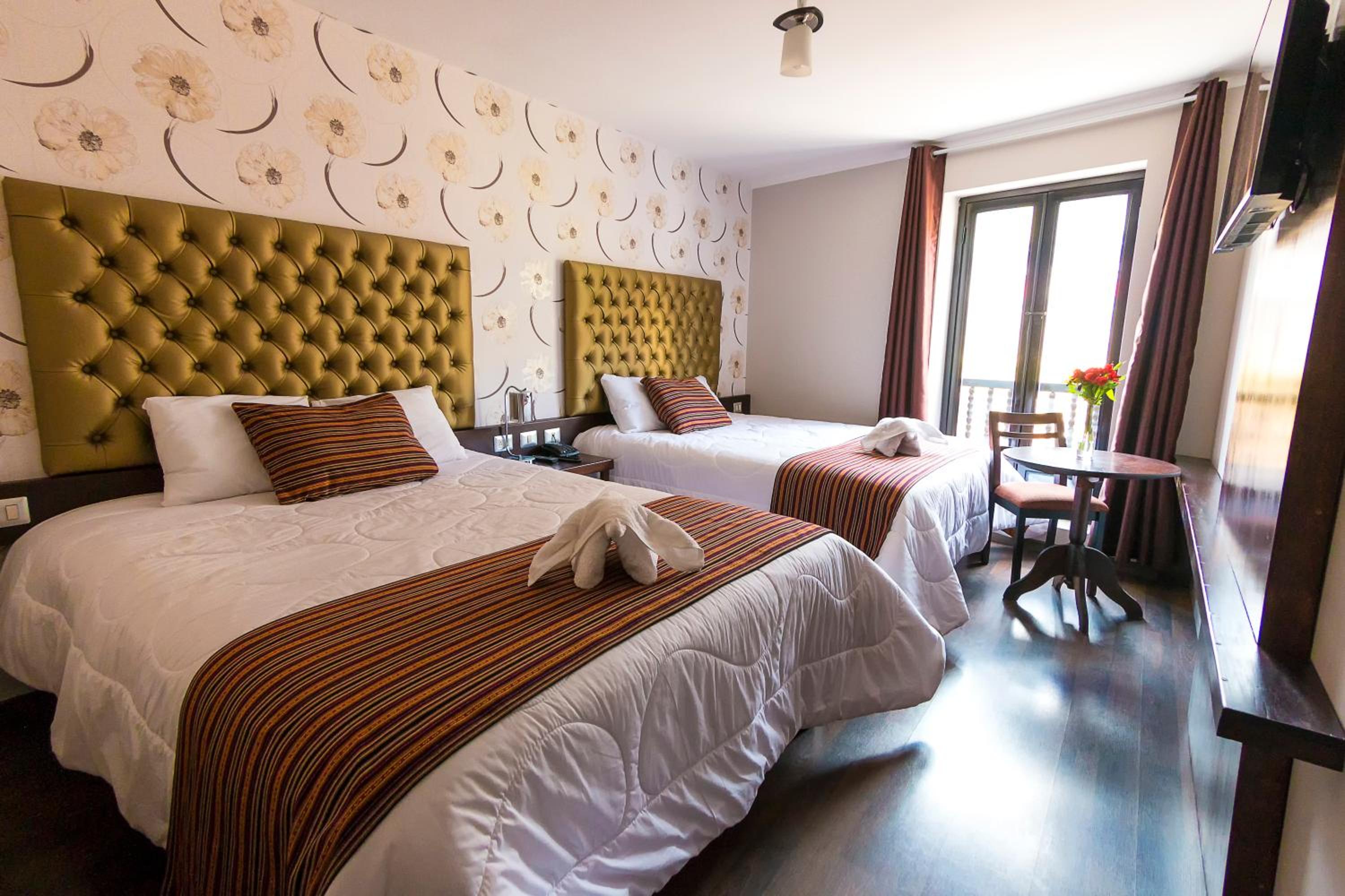 Queen Room with Two Queen Beds photo 1