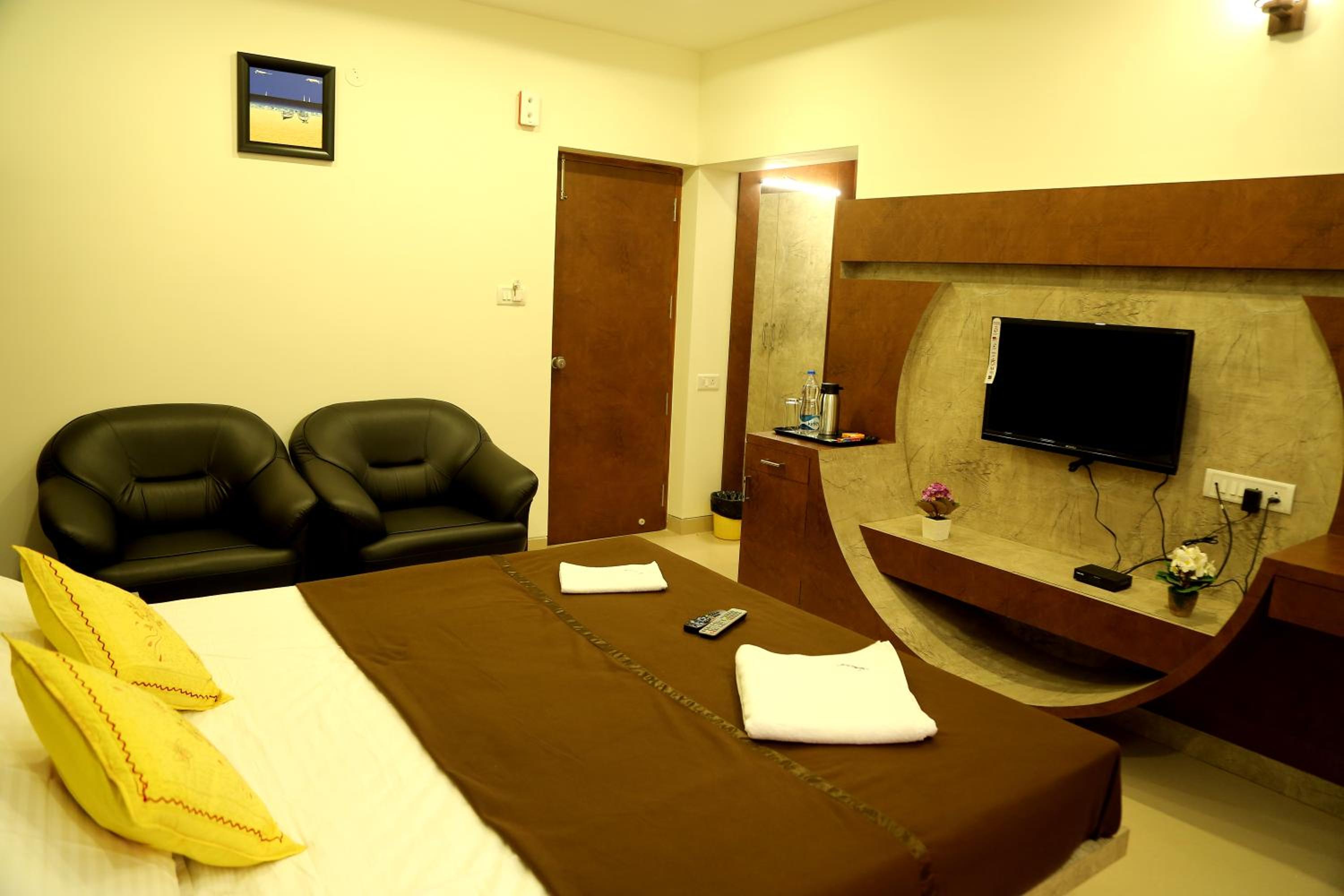 Deluxe Room - Photo 1