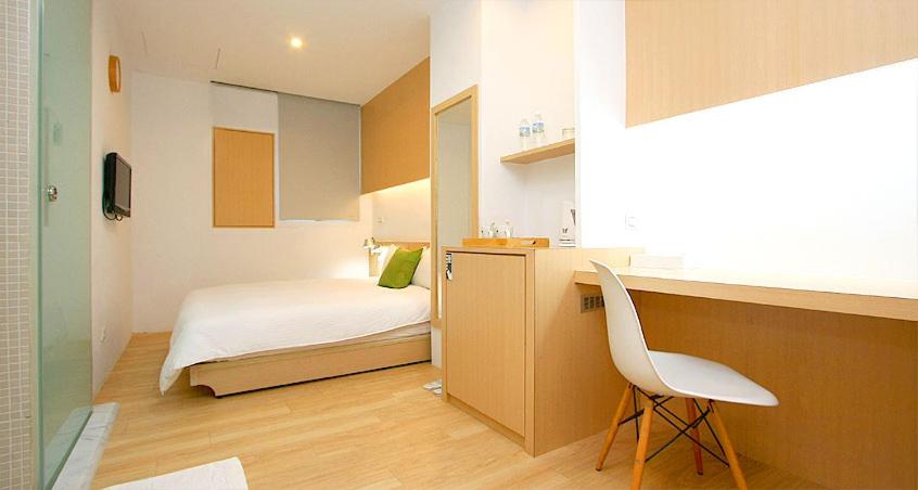 Standard Double Room photo 1