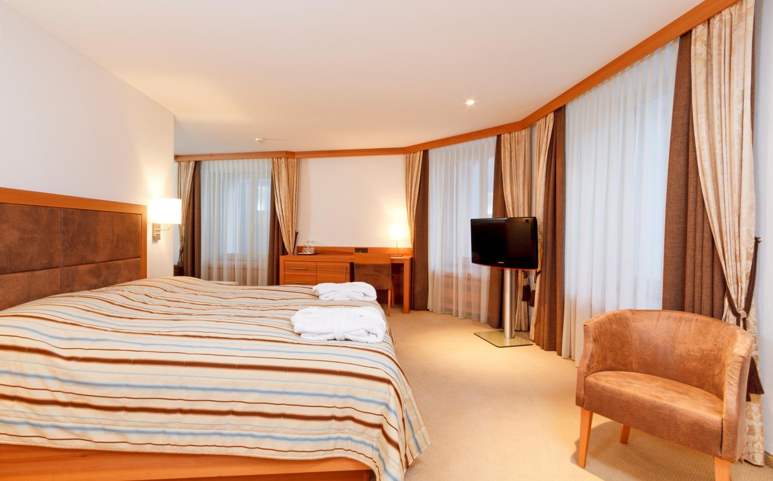 Junior Suite - Photo 1