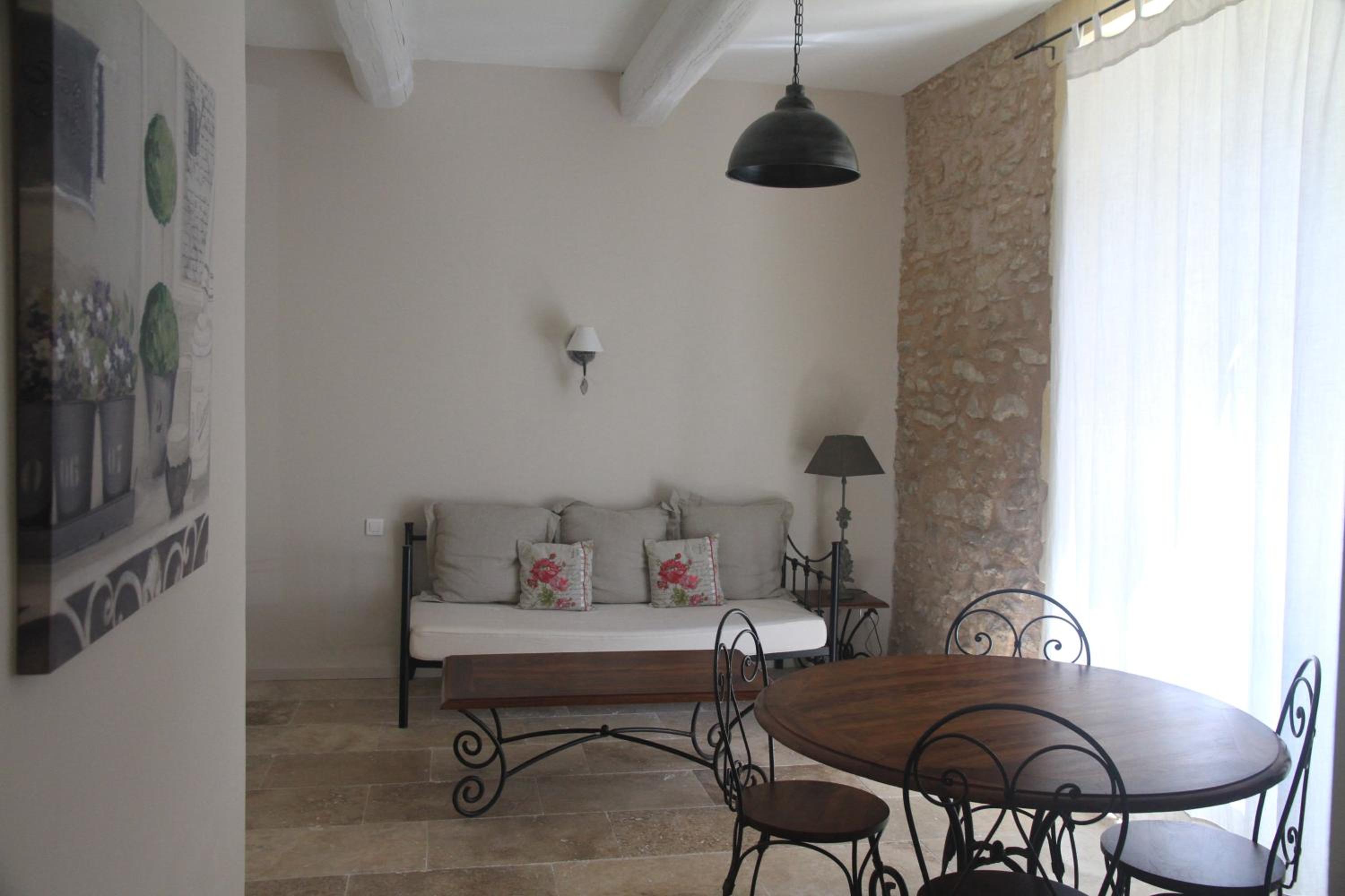 One-Bedroom Apartment with Terrace (2 Adults) photo 3