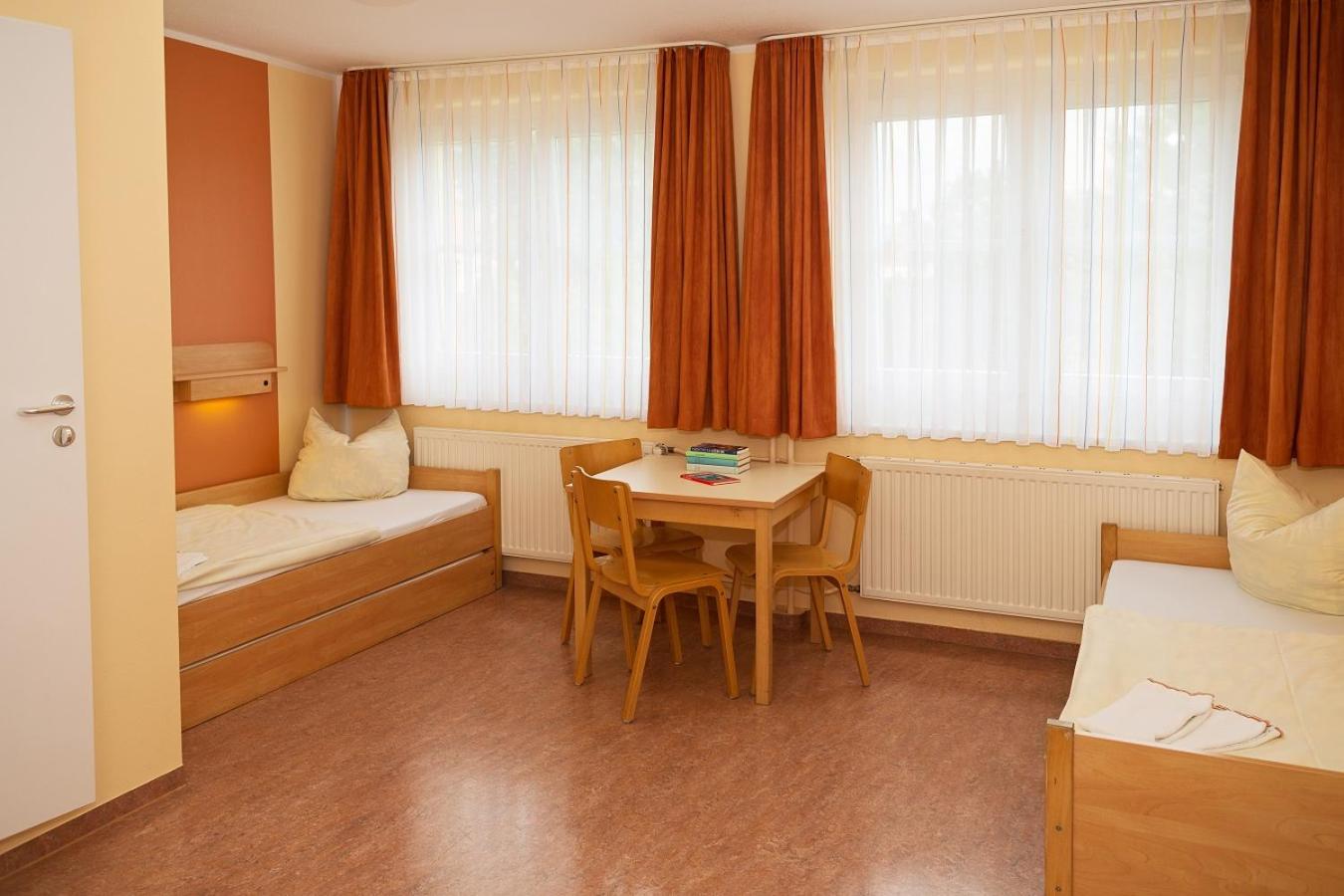 Quadruple Room With Shared Bathroom photo 2