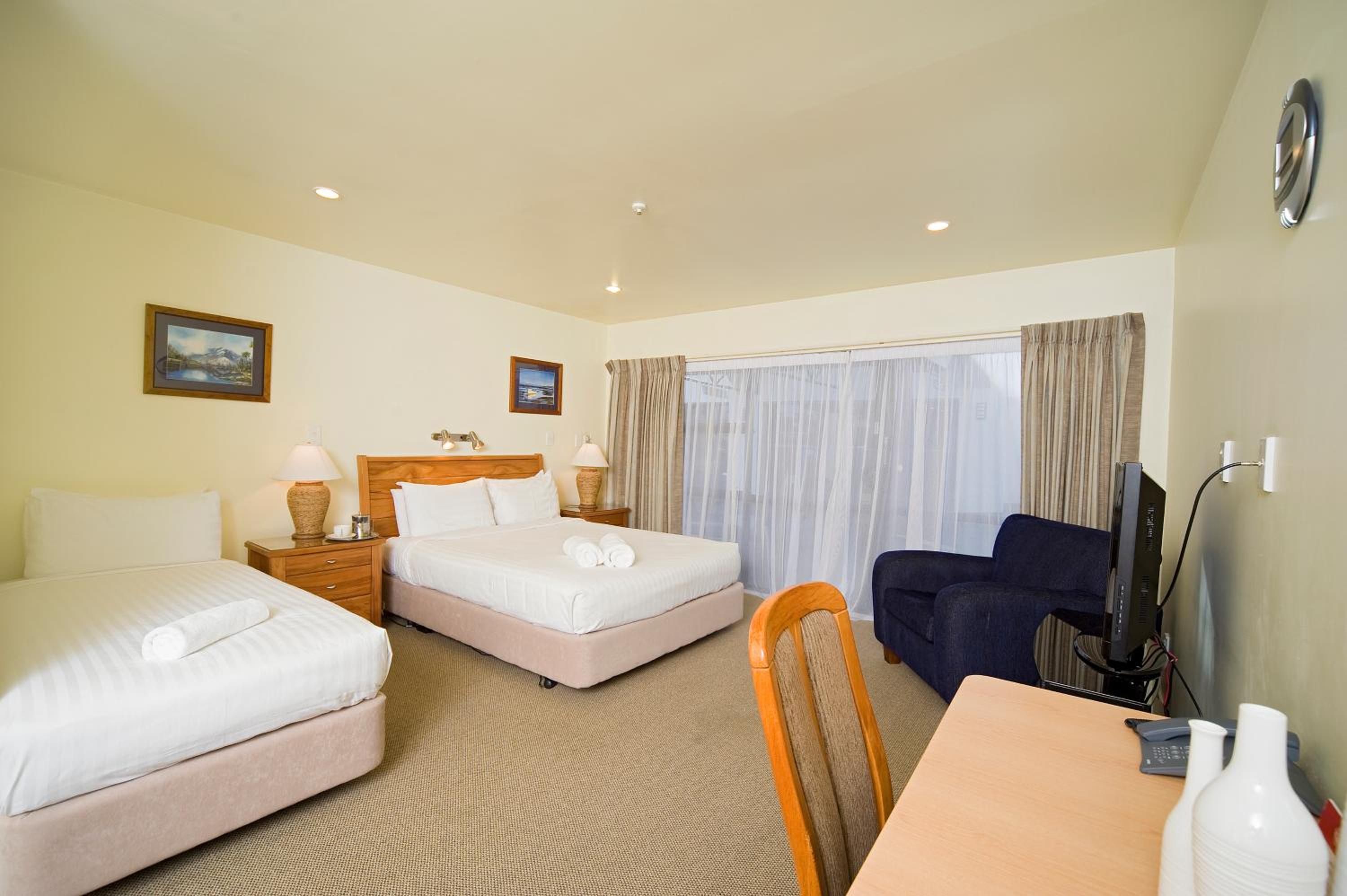 Superior Twin Room - Photo 1