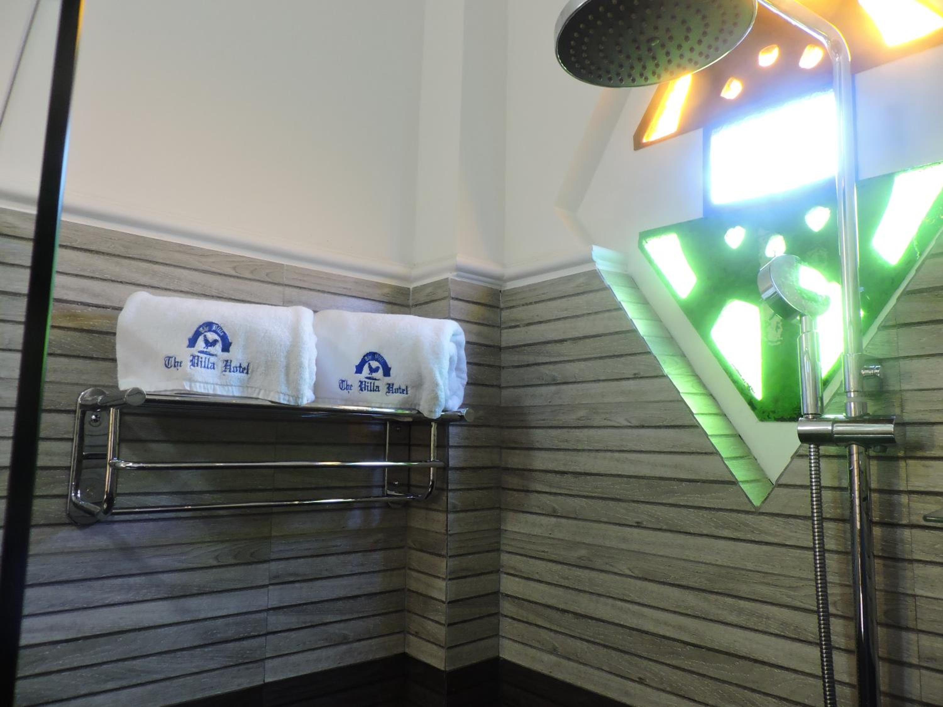 Deluxe Double Room with Sea View - Photo 12