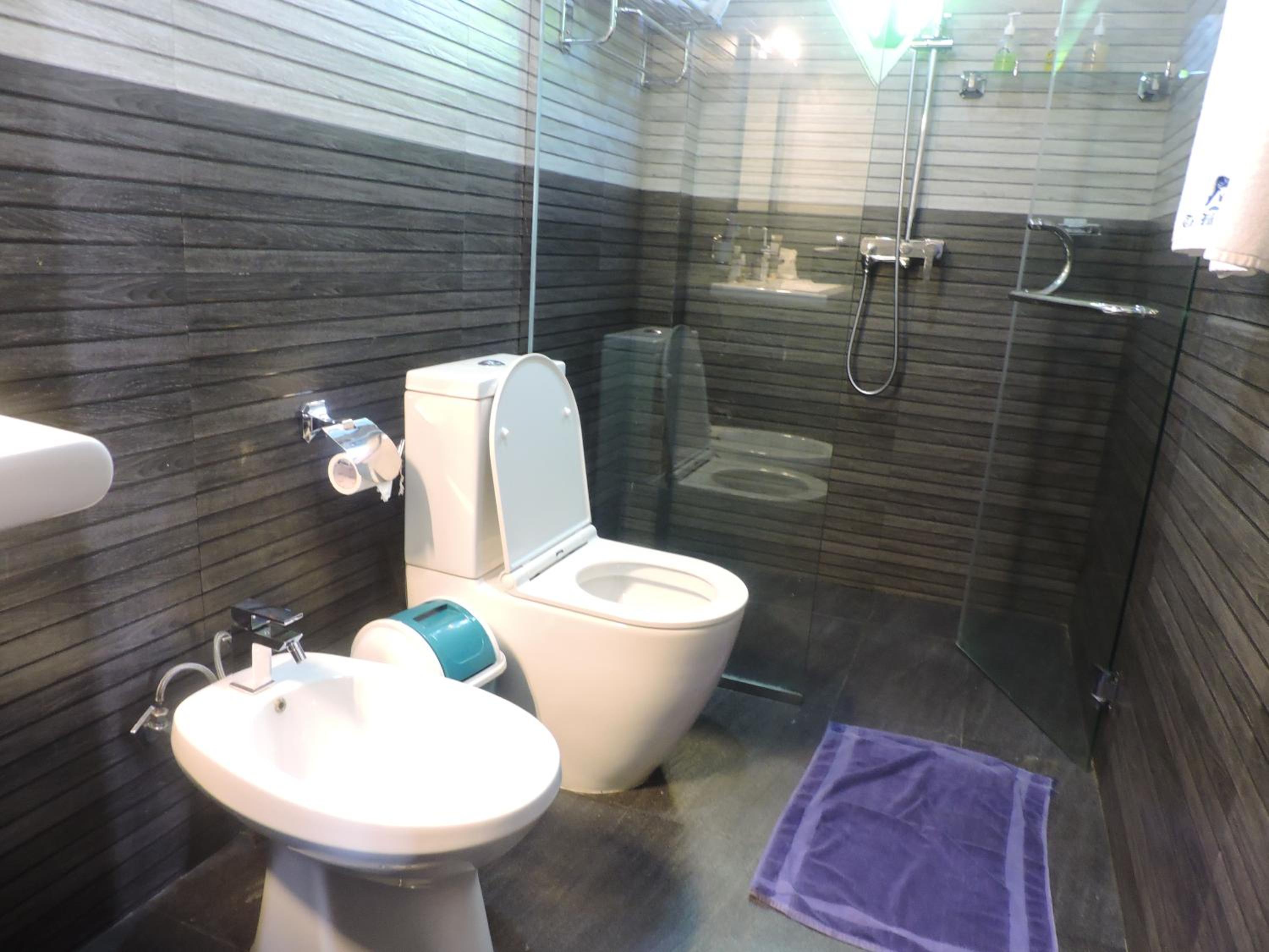 Deluxe Double Room with Sea View - Photo 13