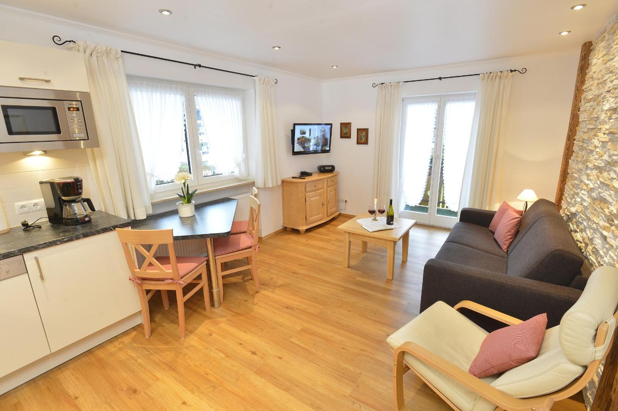 Apartment with Mountain View photo 1