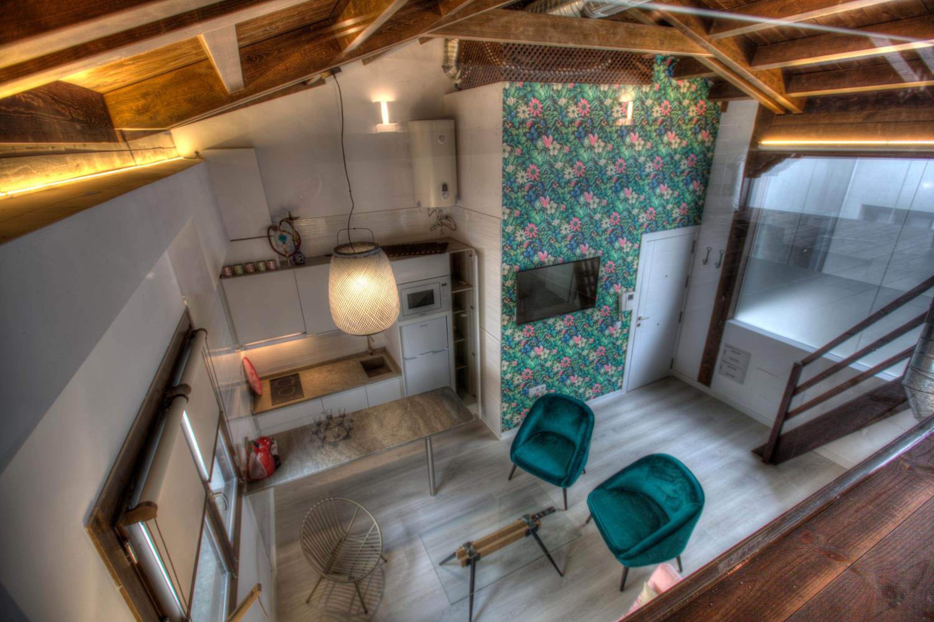 Apartment - Split Level photo 2