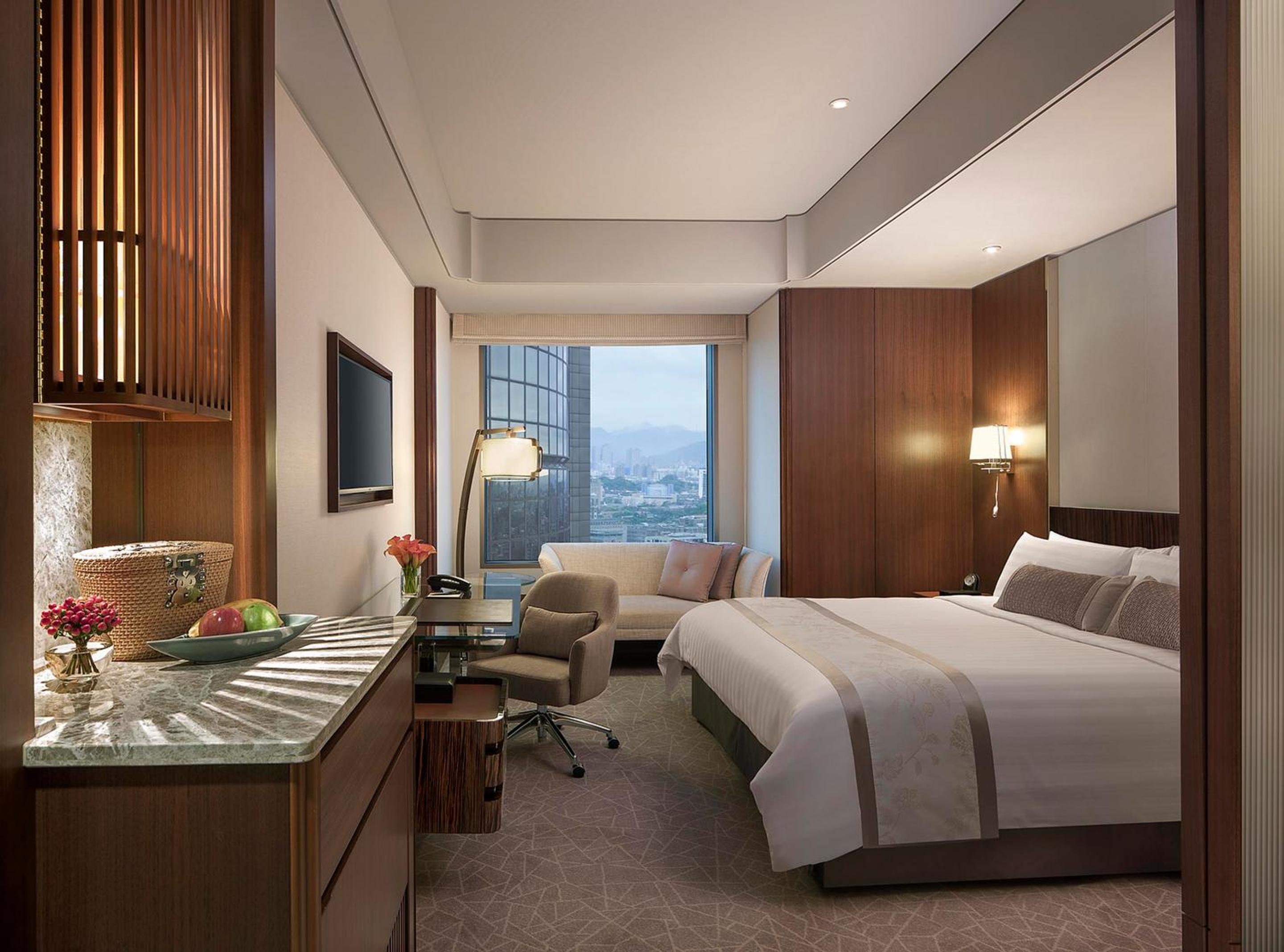 Superior King Room - Photo 1