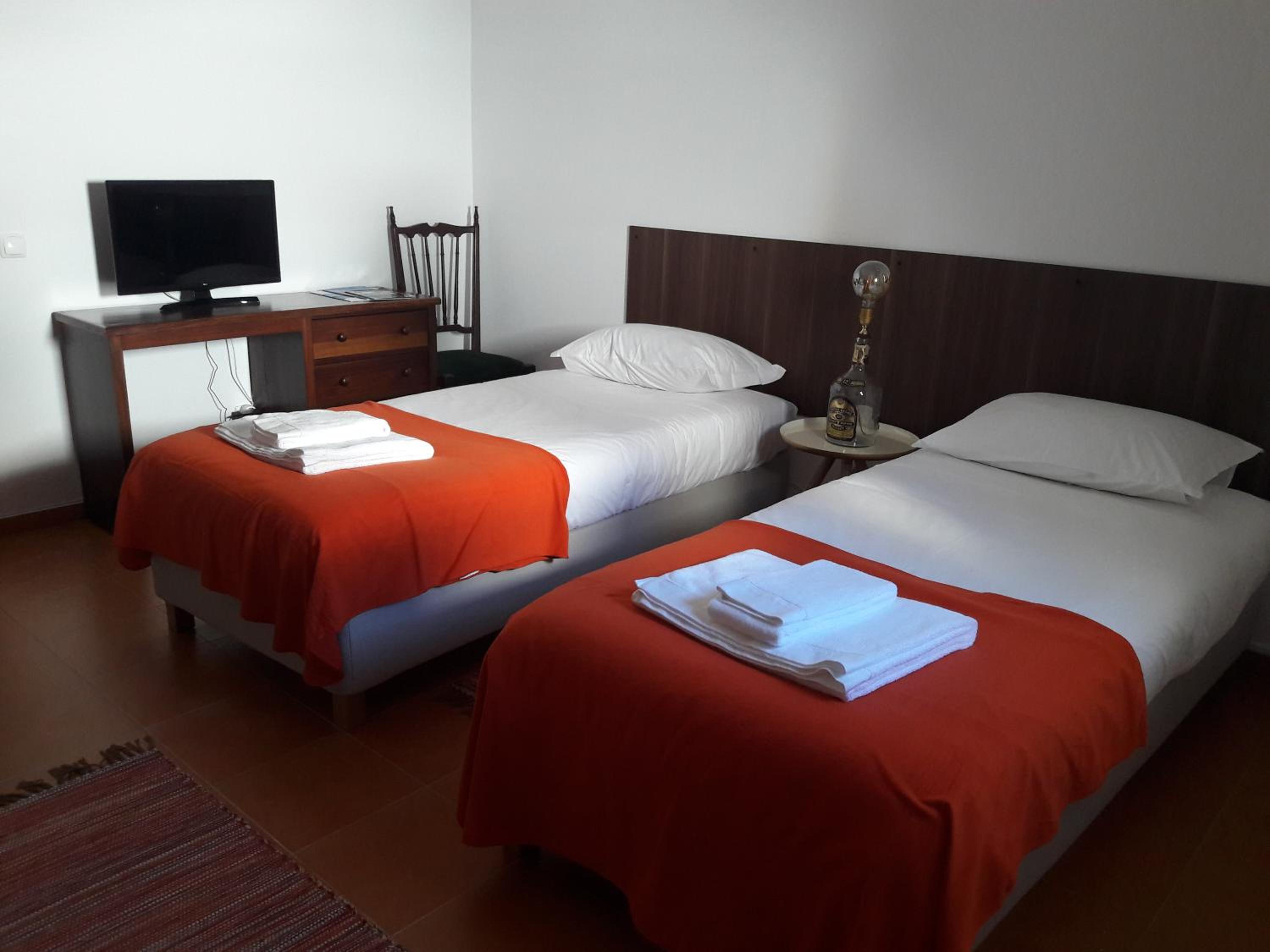 Three-Bedroom Apartment - Photo 12