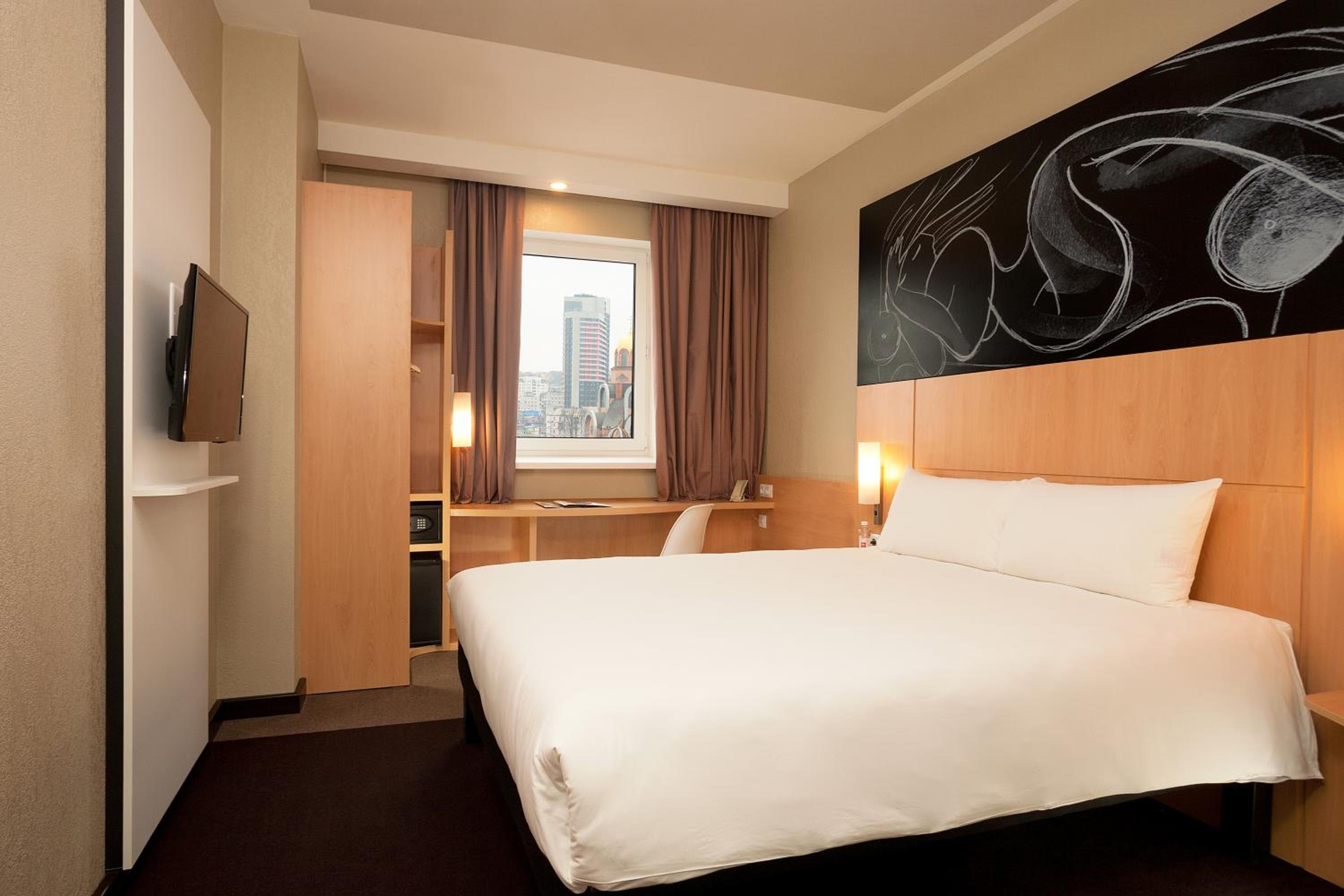 Standard Double Room - Photo 2