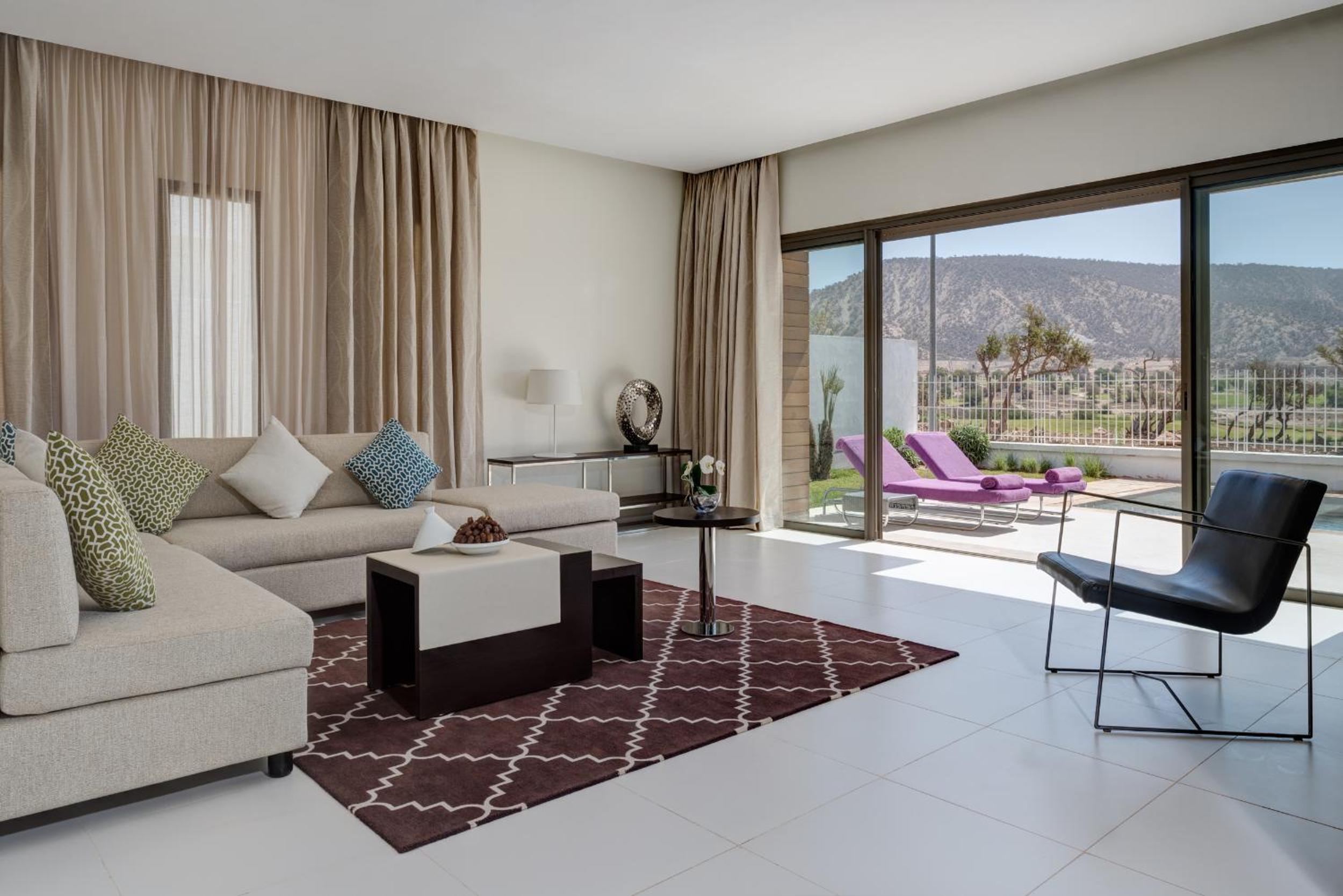 Villa with Private Pool and Mountain View thumbnail 5