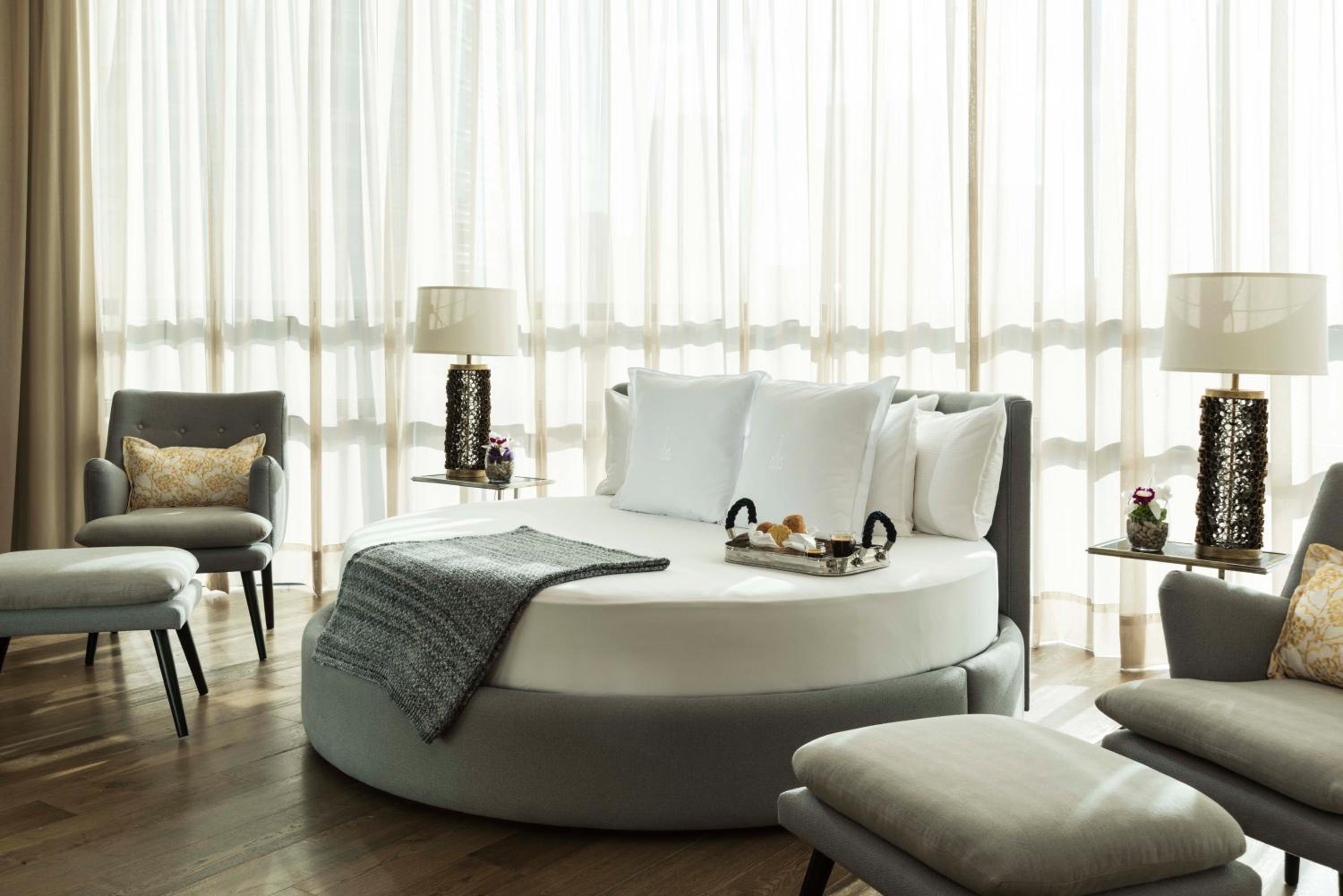 King Suite with Spa Bath photo 1