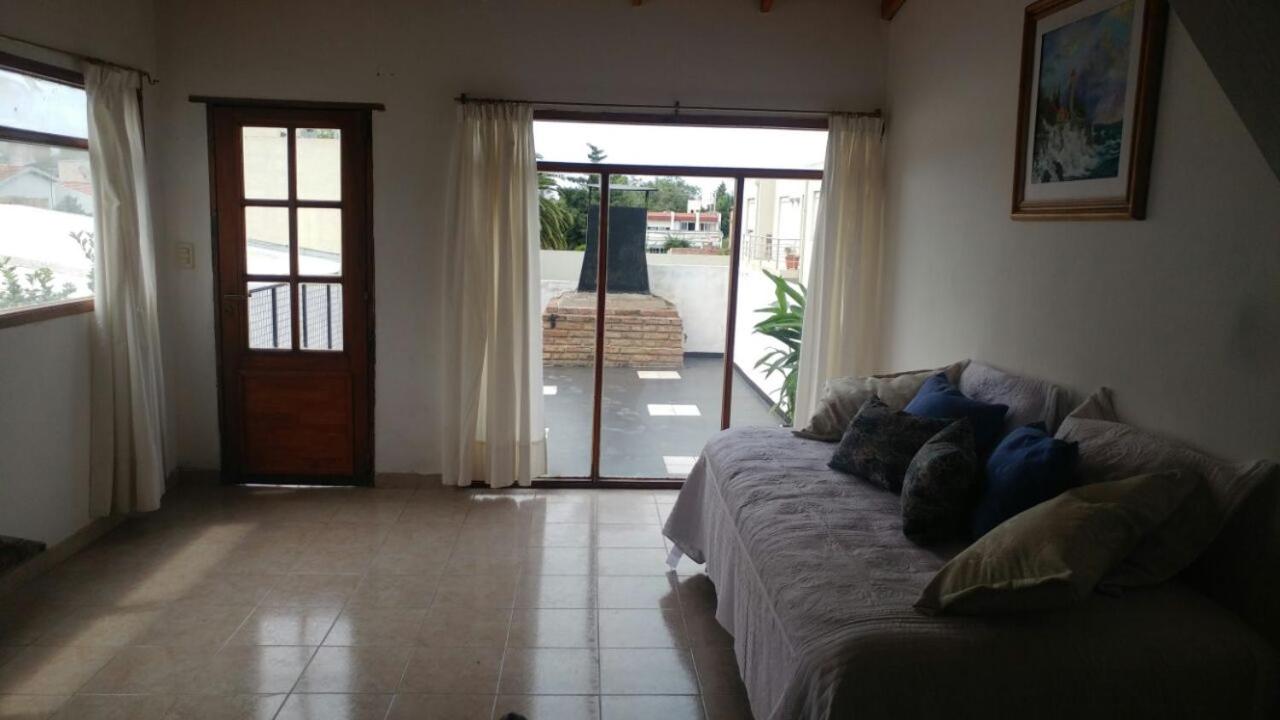 Apartment - Split Level photo 3