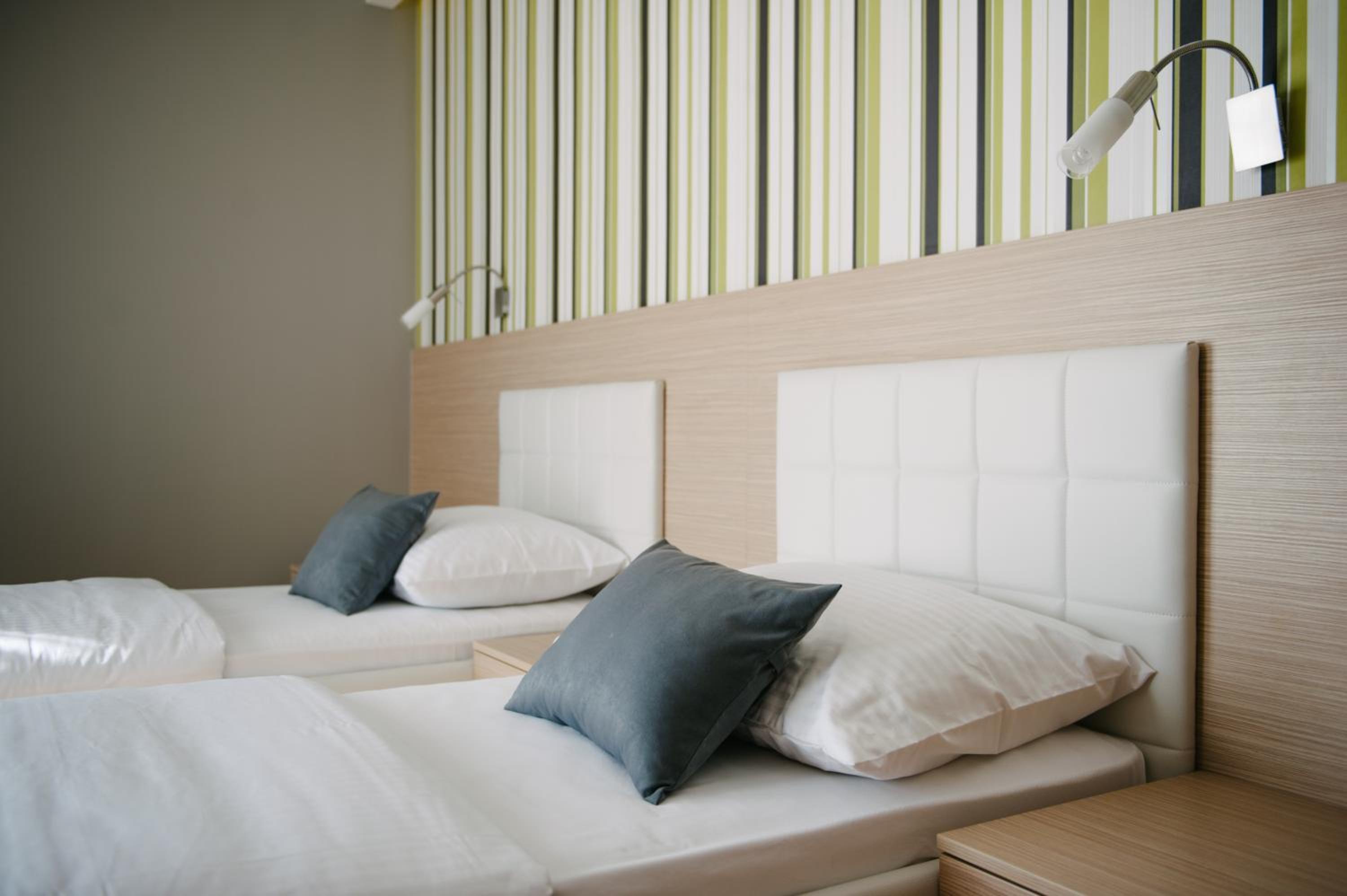 Twin Room With Mountain View photo 3