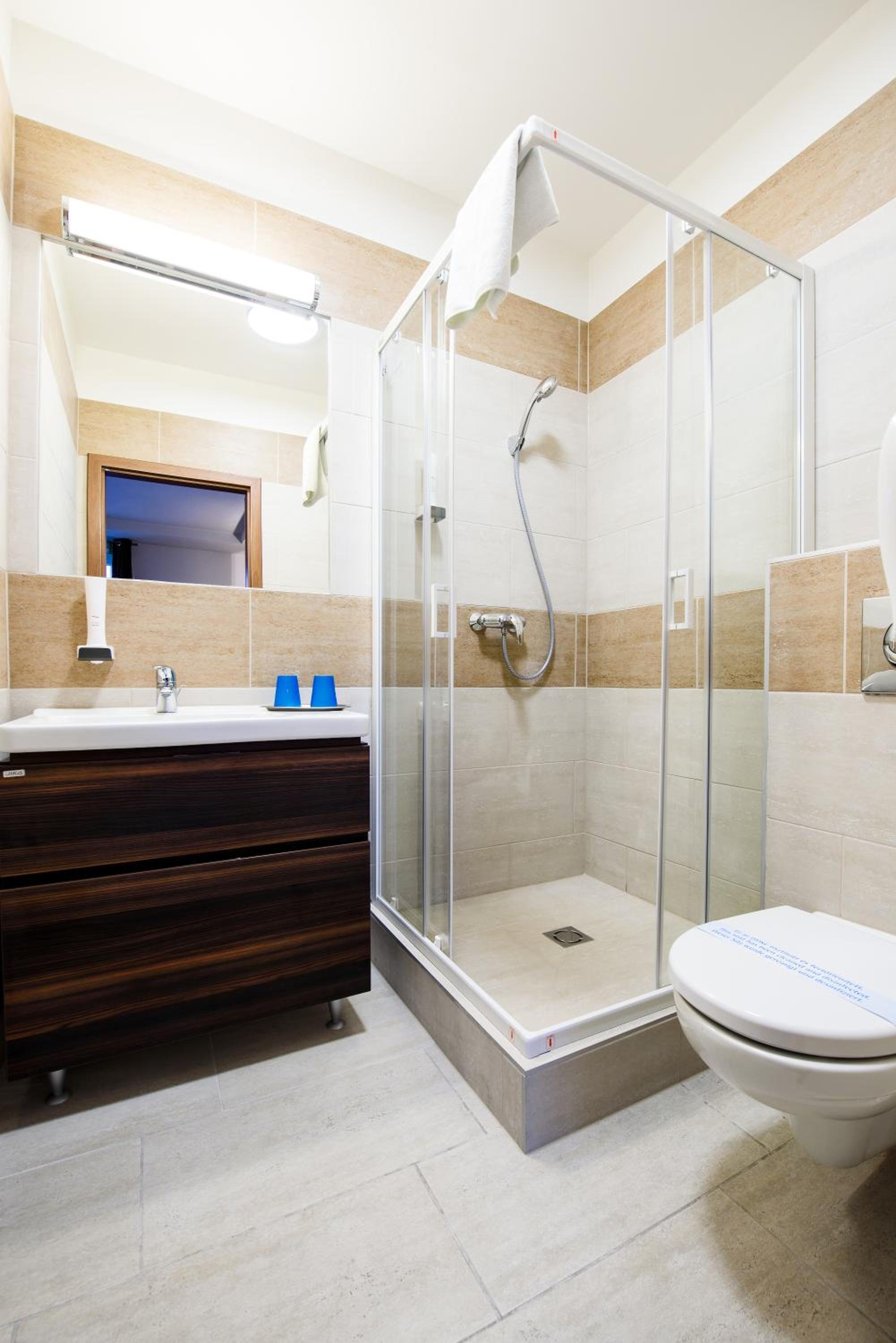 Superior Twin Room - Photo 3