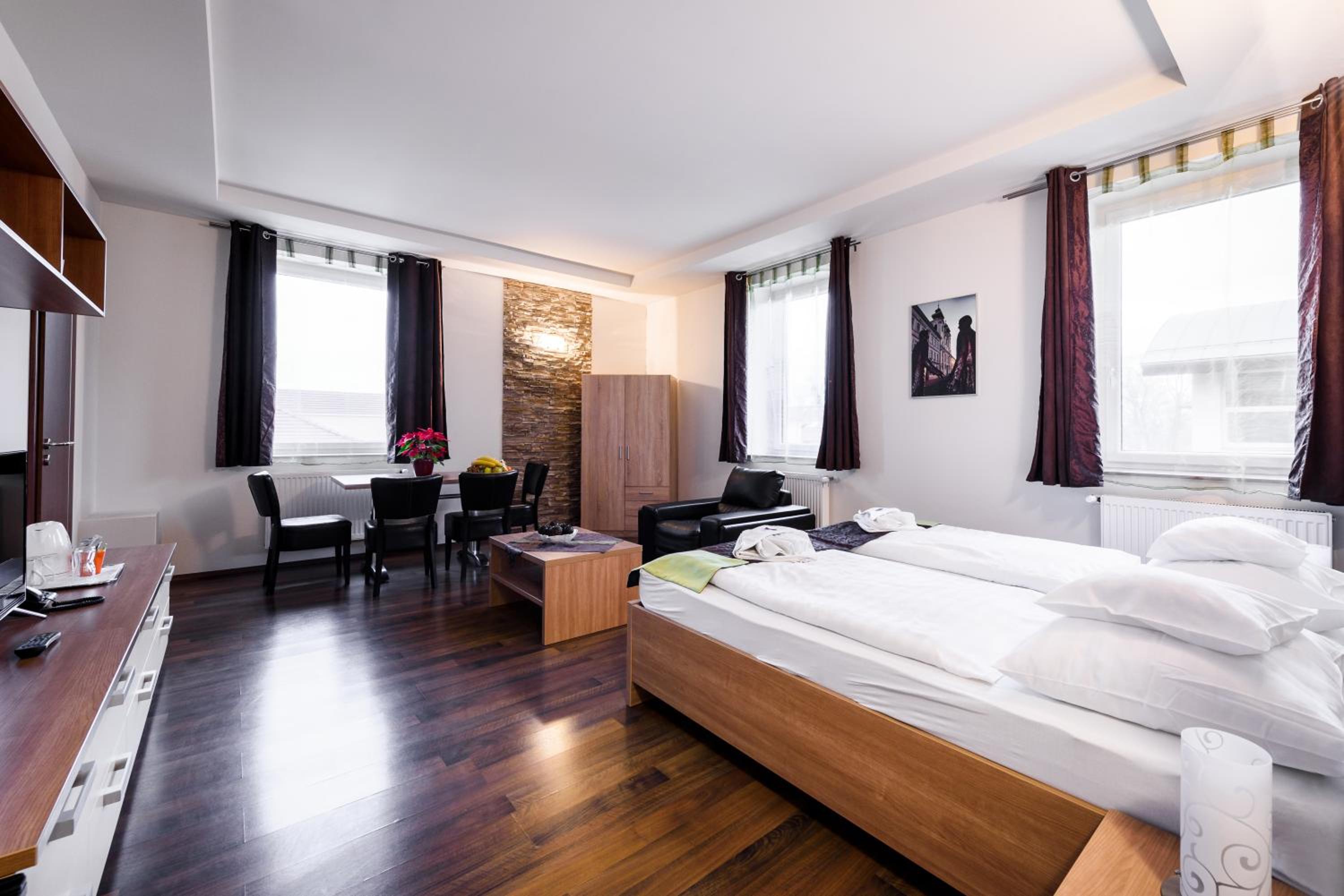 Superior Twin Room - Photo 4
