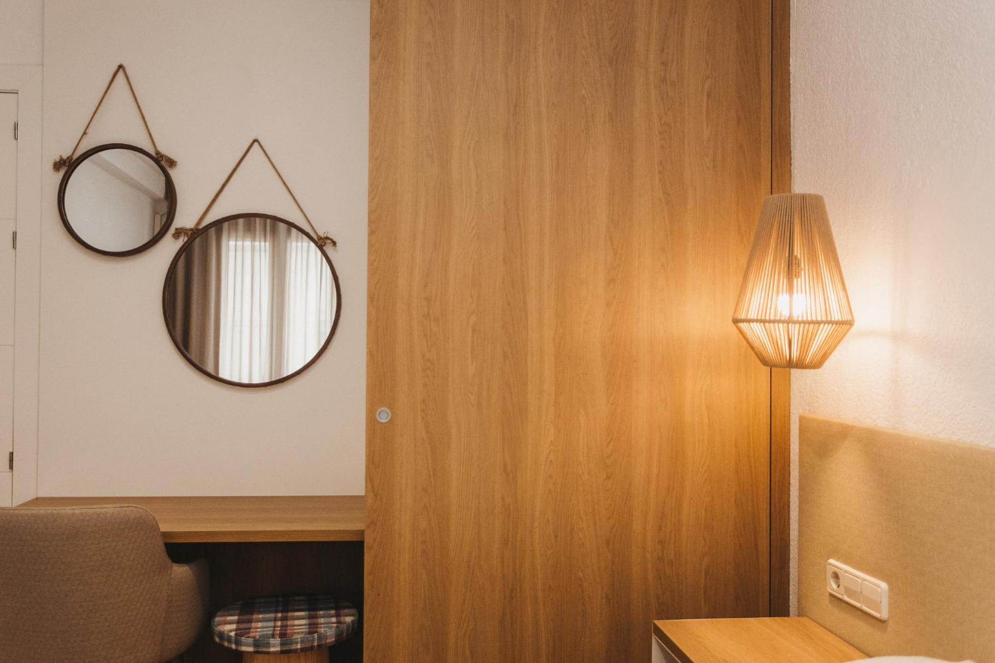 Double or Twin Room photo 3