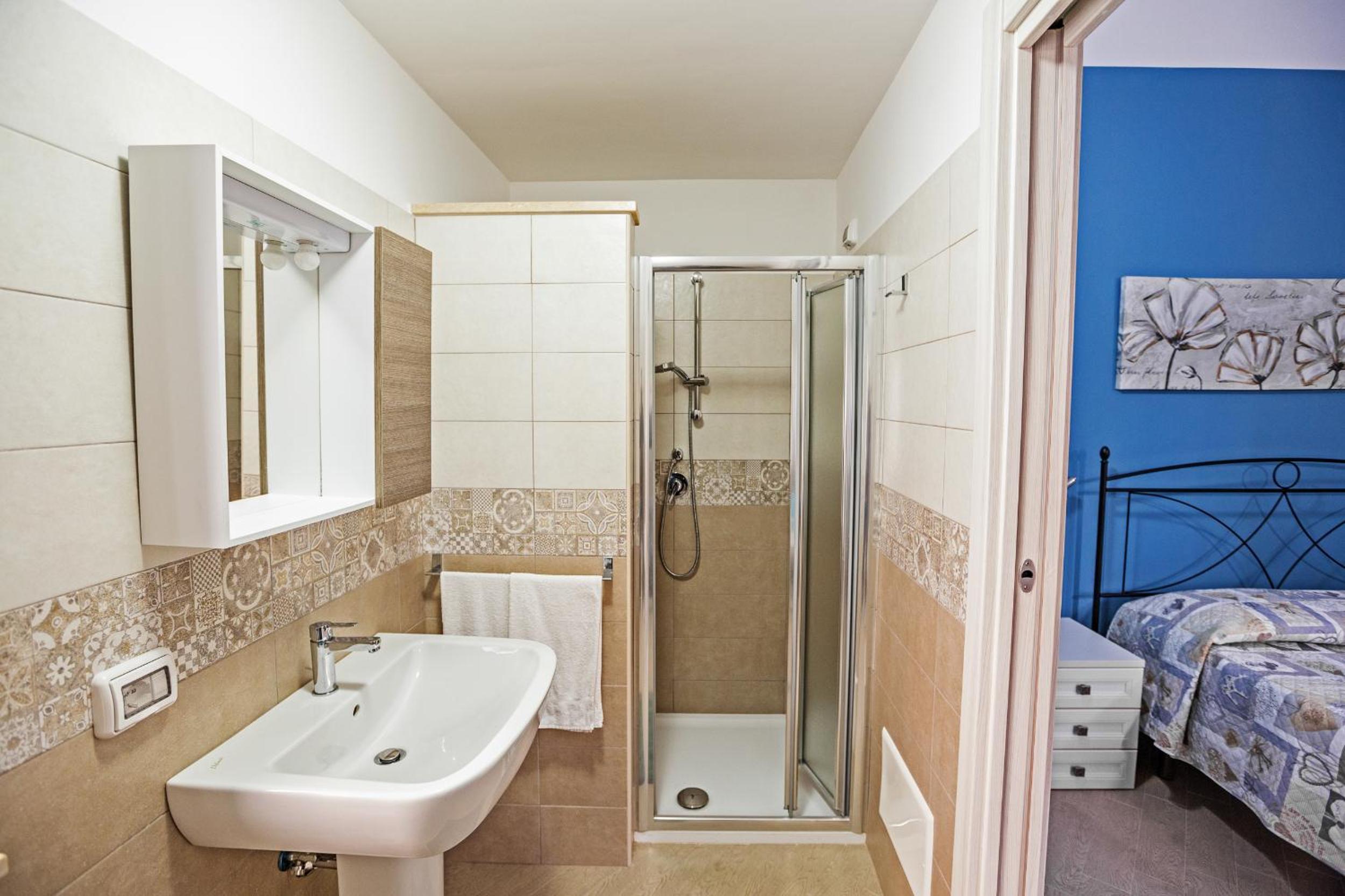 Deluxe Double Room - Photo 2