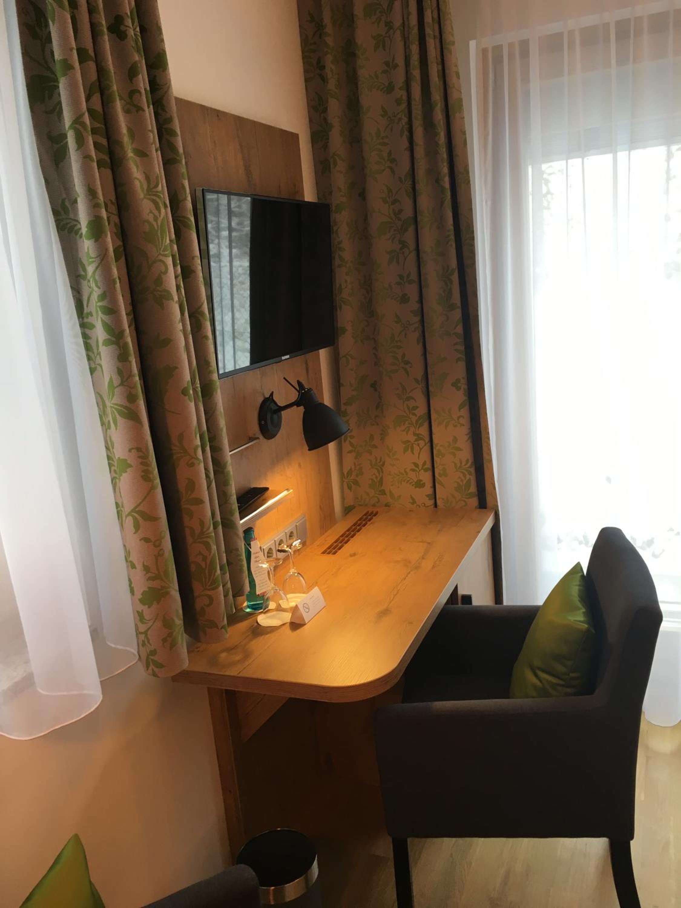 Superior Double Room - Photo 2