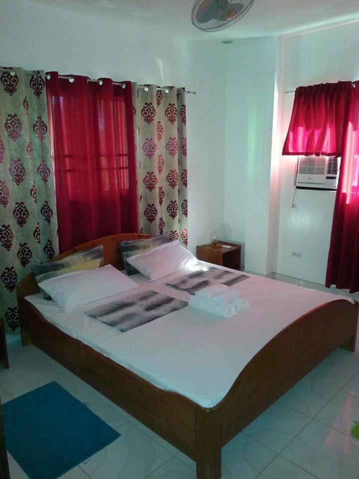 Deluxe Double Room with Shower - Photo 1