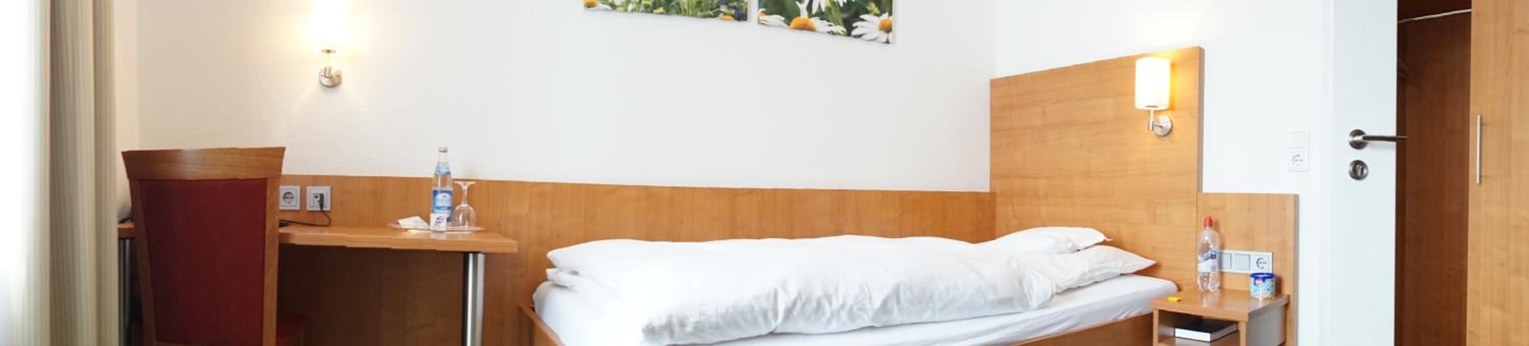Single Room photo 2