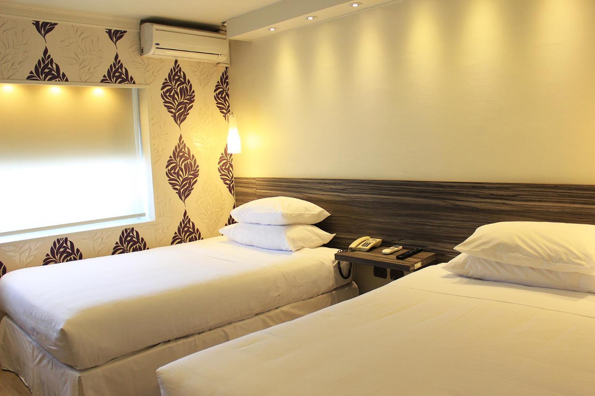 Superior Triple Room photo 2