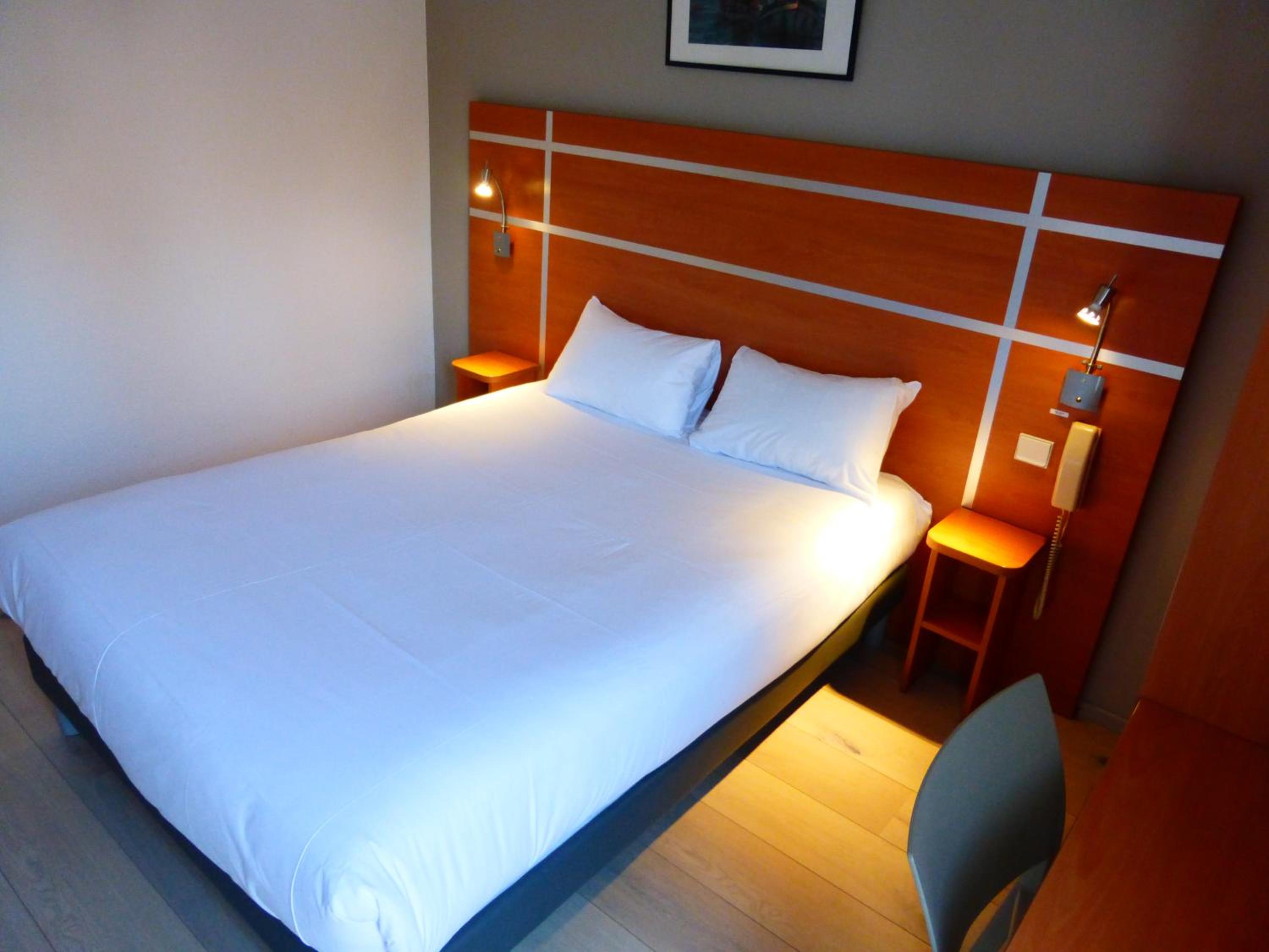 Double Room - Photo 5