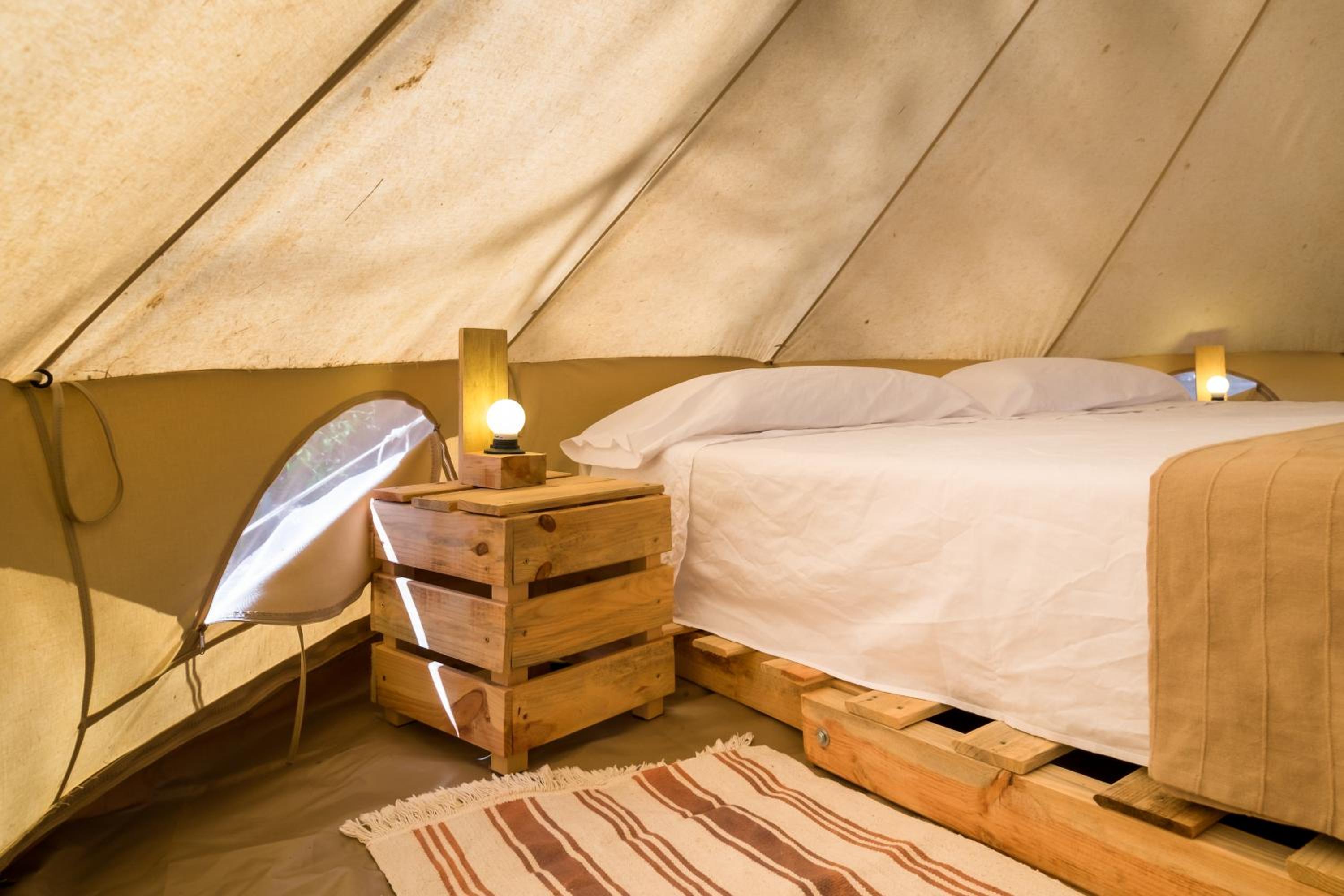Tent - Photo 3