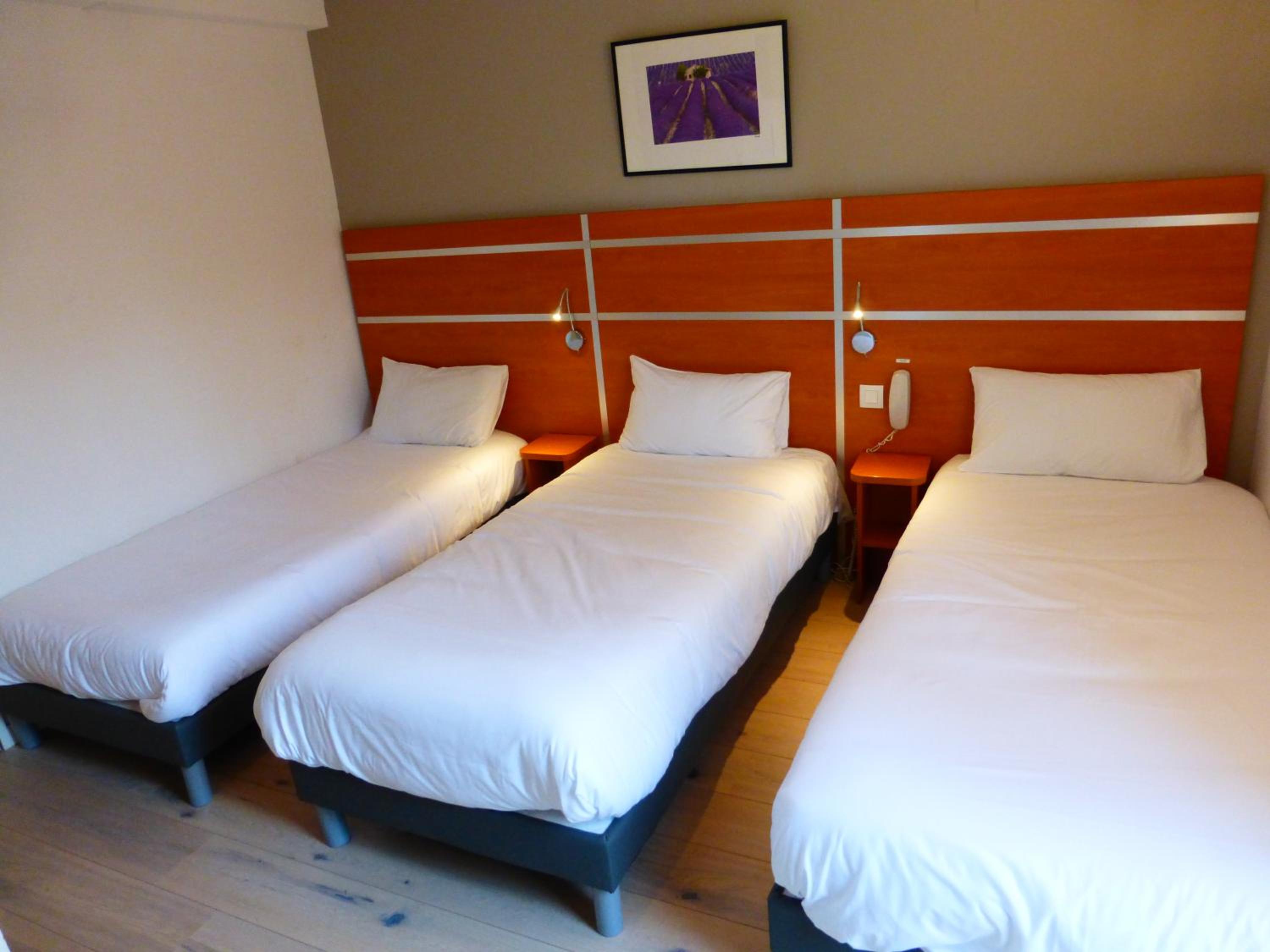 Triple Room - Photo 1