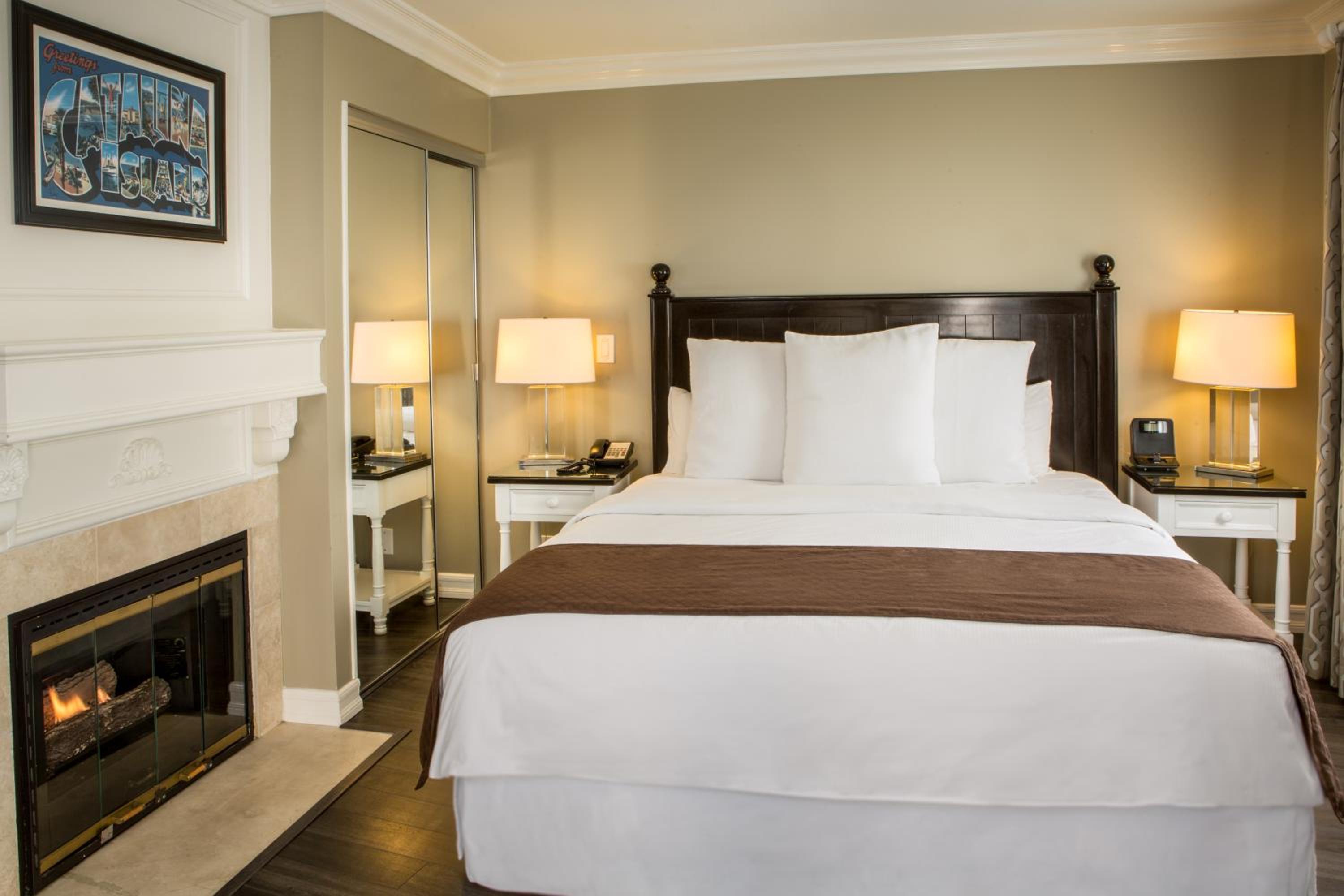 Deluxe King Room photo 3