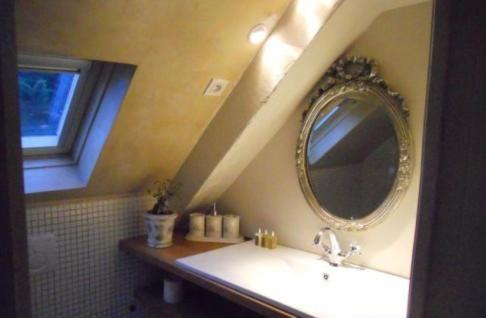 Standard Double Room with Shower photo 2