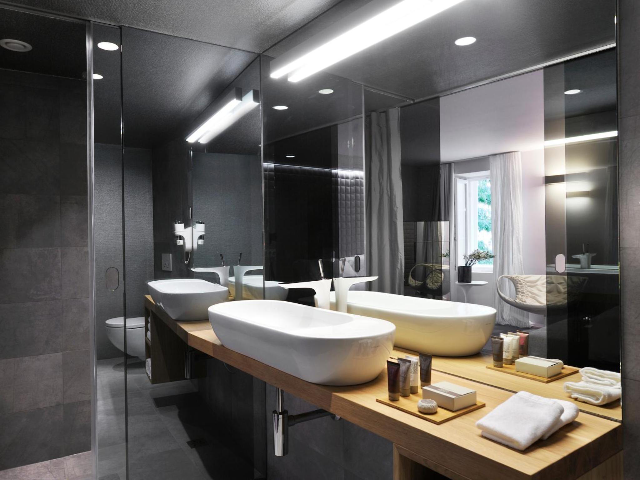 Double or Twin Room - Photo 1