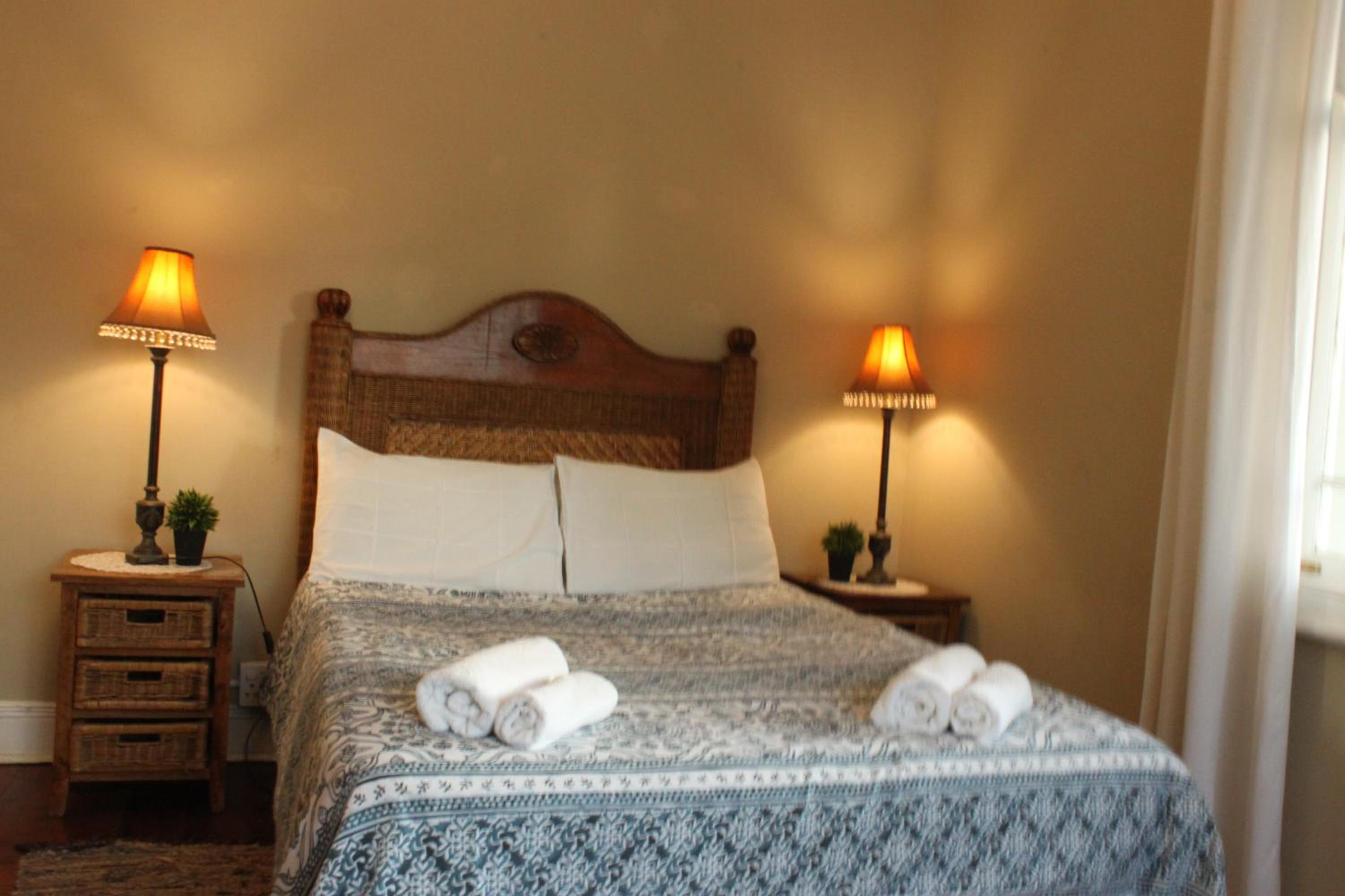 Budget Double Room - Photo 6