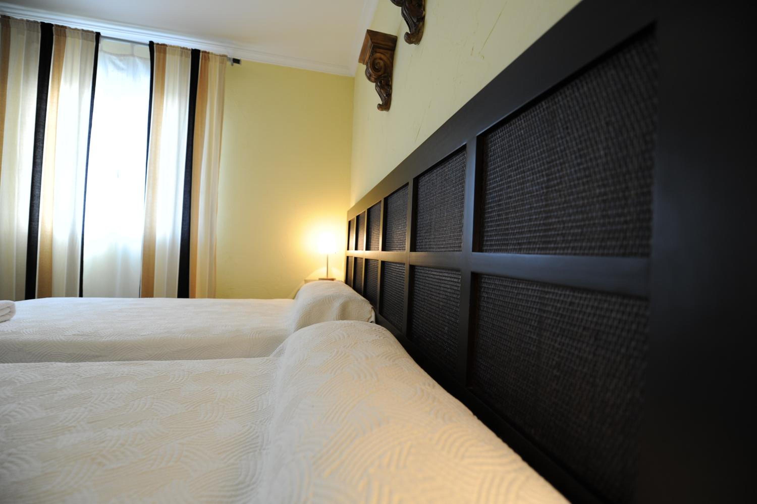Habitación Doble o con Dos Camas