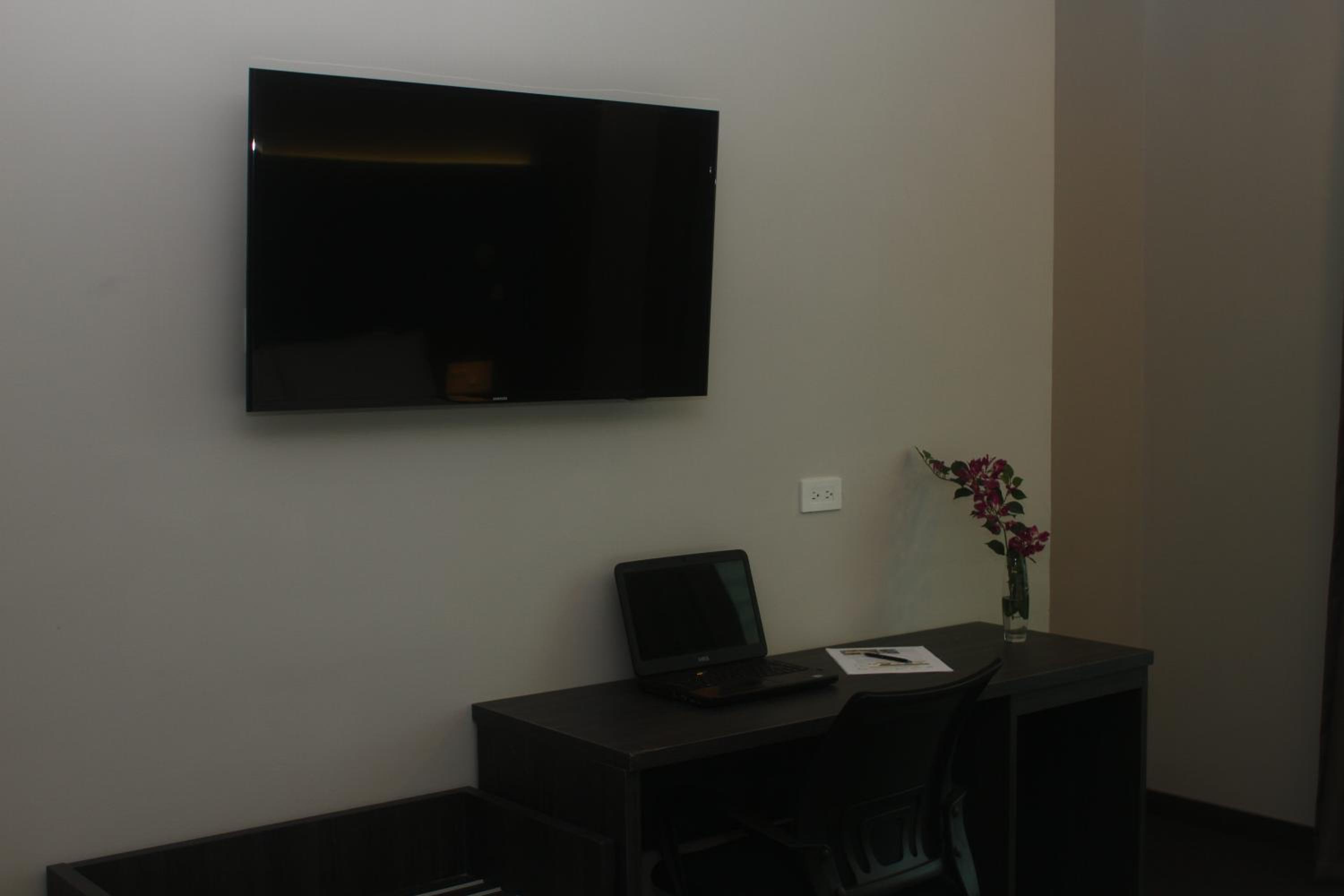 Deluxe Queen Room photo 1