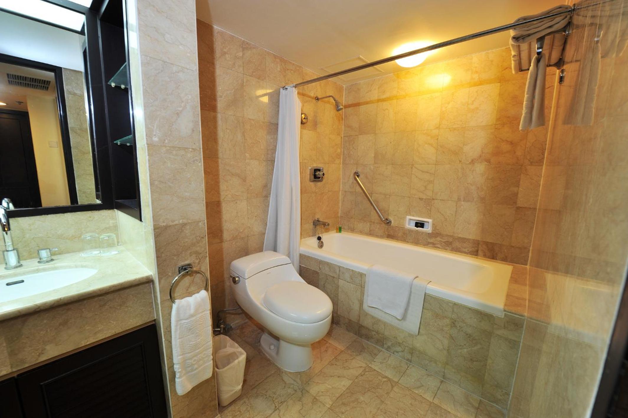 Garden Wing Suite  - Photo 2