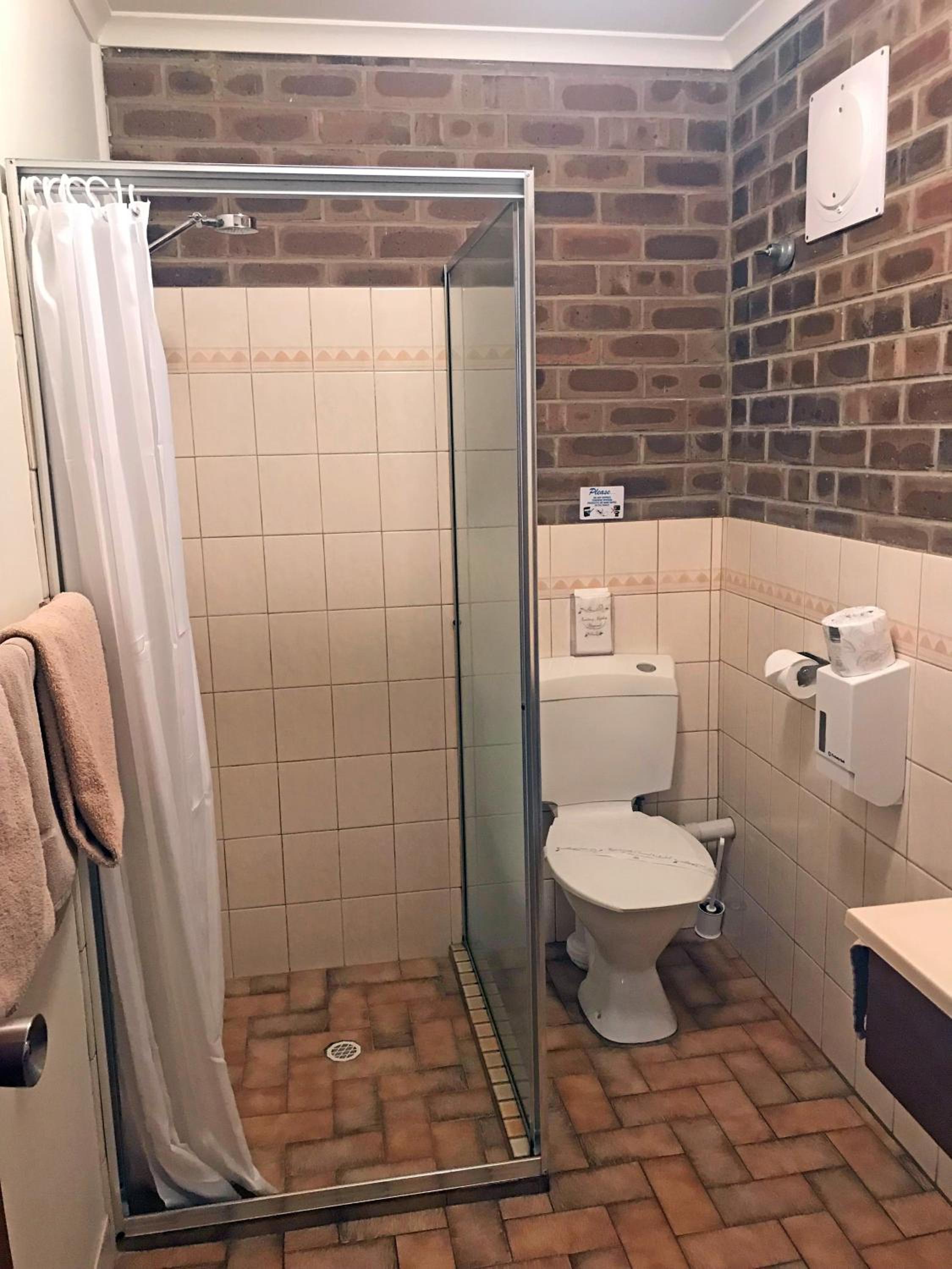 Queen Room - Photo 3