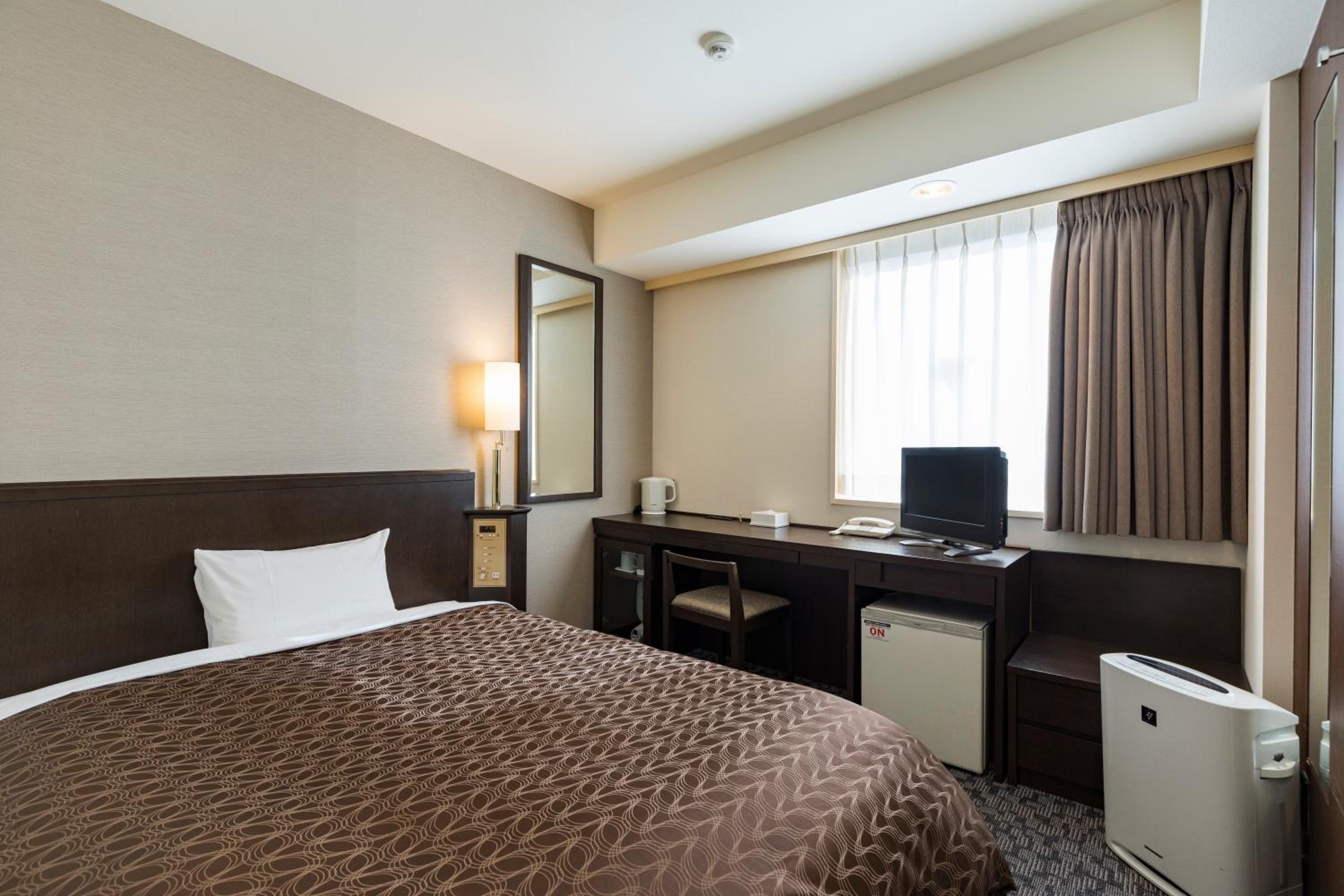 Deluxe Single Room - Non-Smoking photo 1